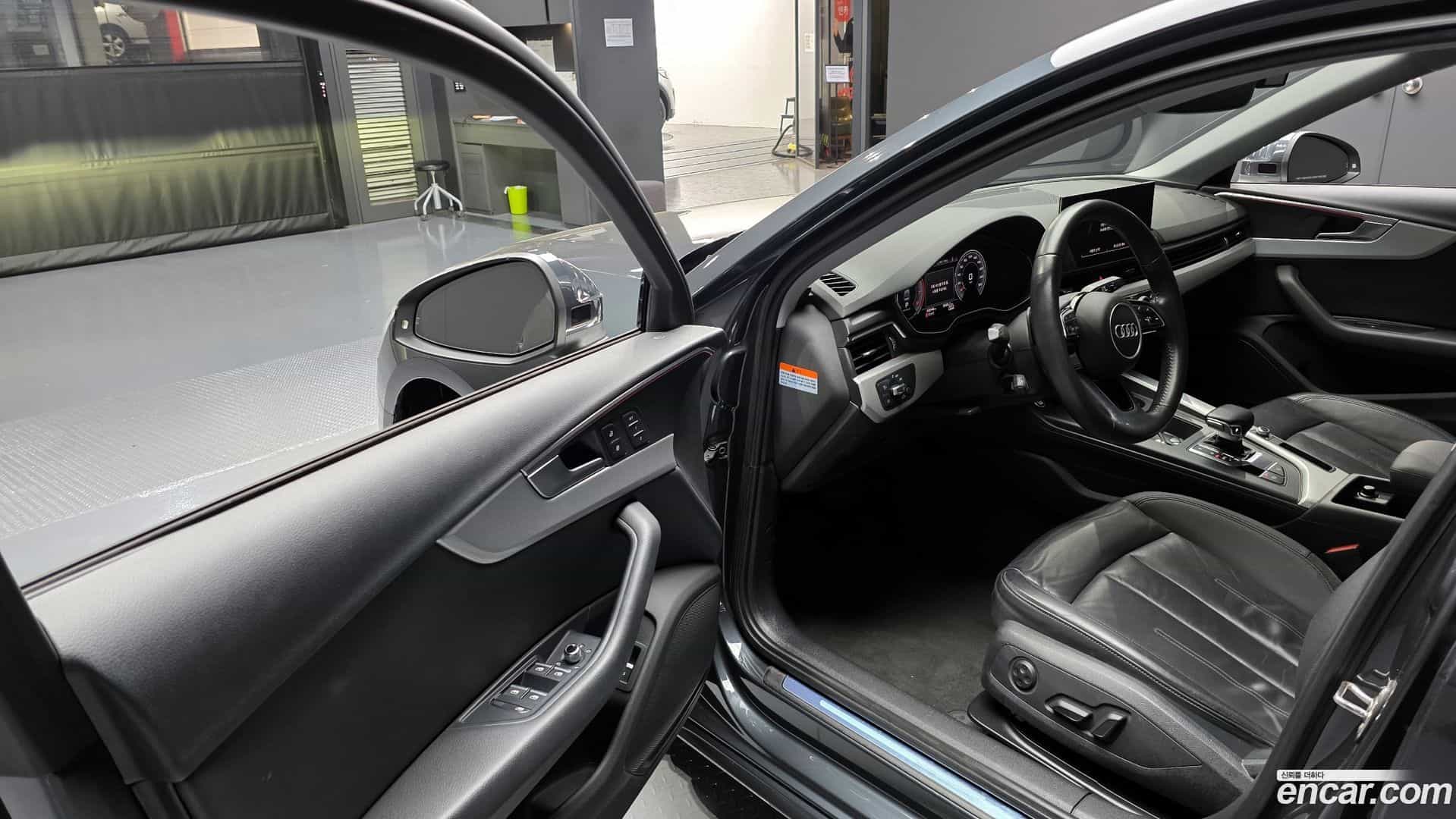 A4 Audi 2020.5-OPTION-015