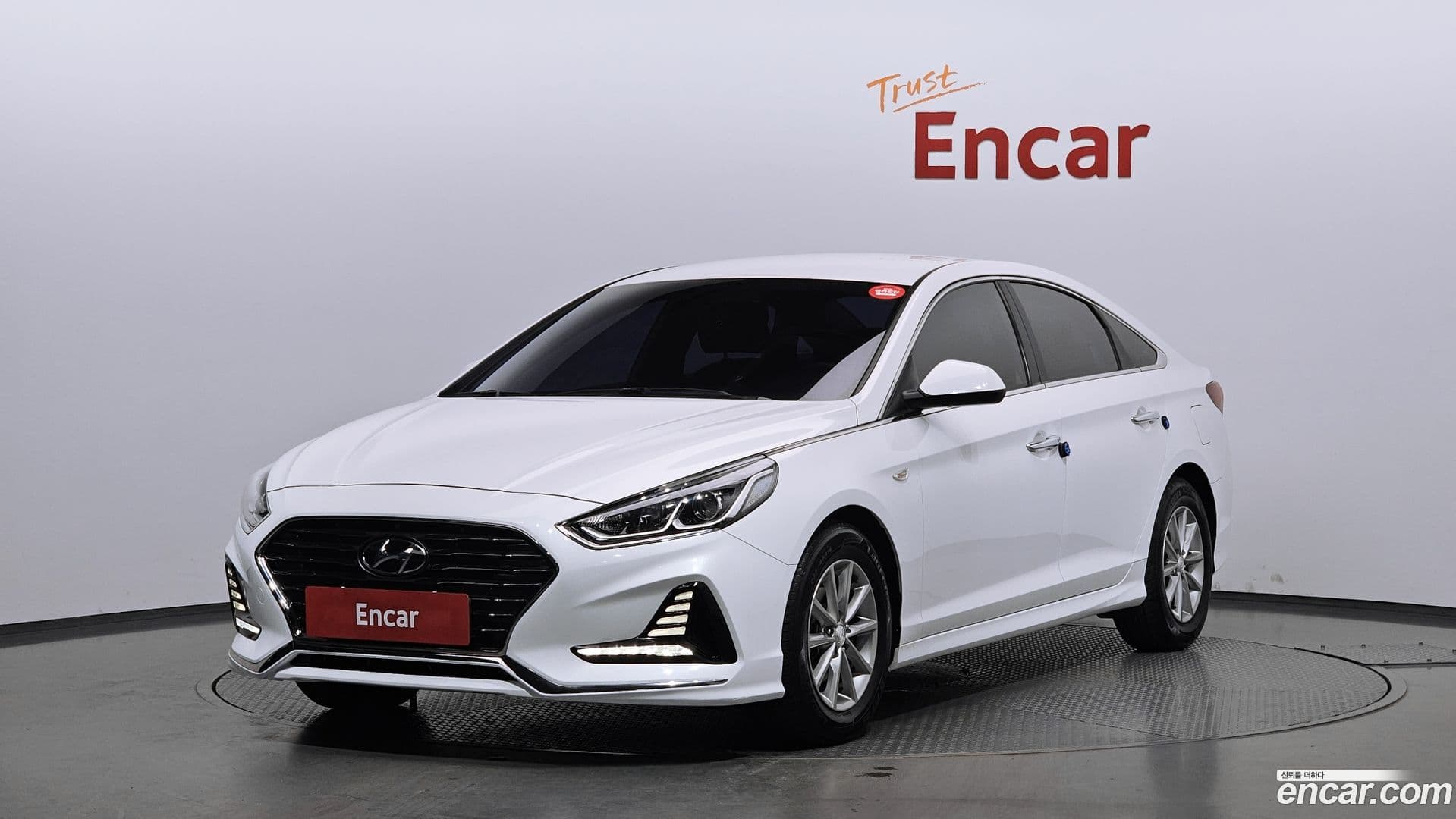 Main__Slider__Photo:Sonata Hyundai 2017.5-0