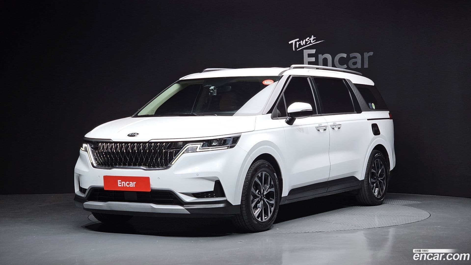 Main__Slider__Photo:Canival Kia 2021.0-0