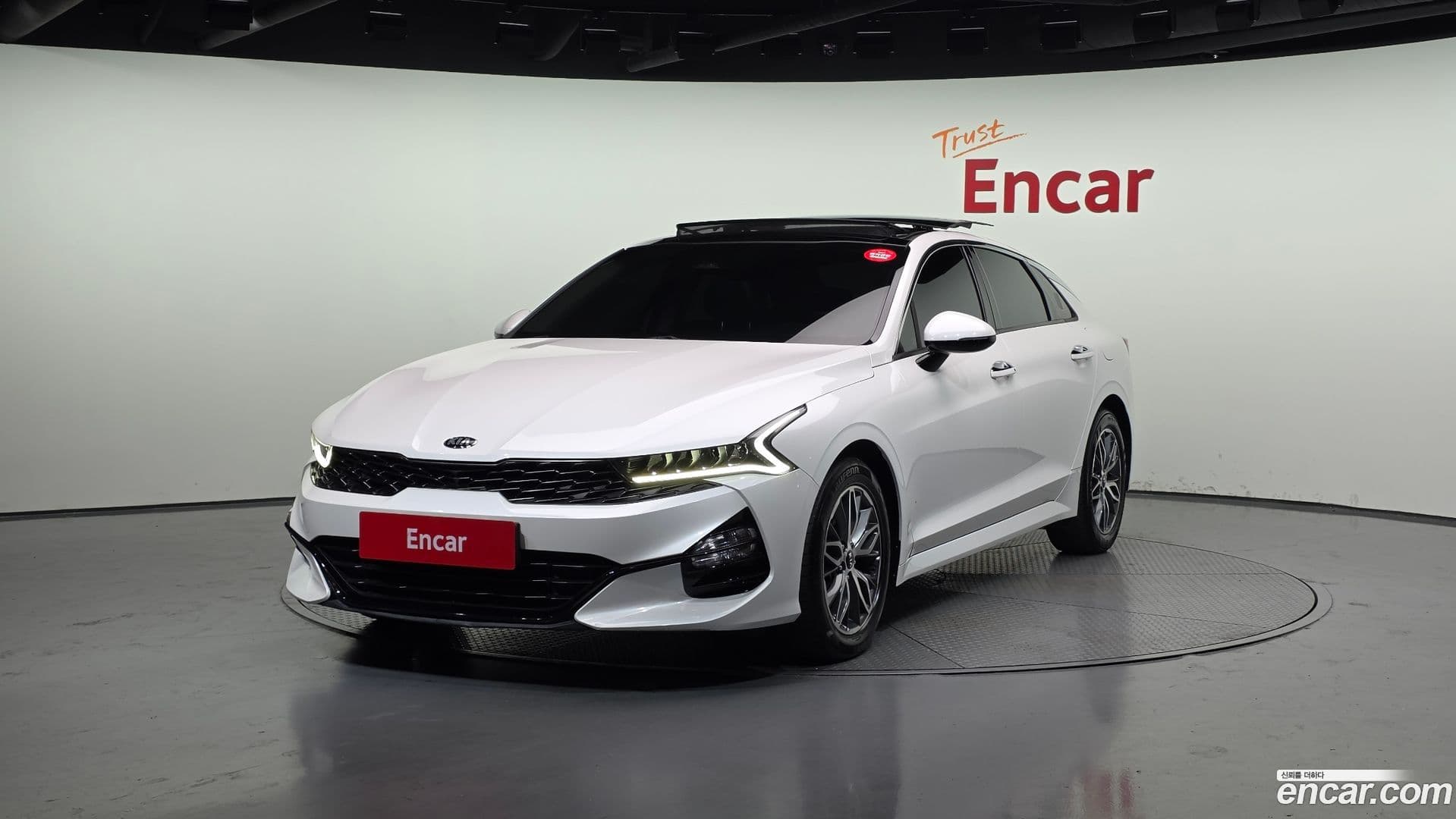 Main__Slider__Photo:K5 Kia 2020.2-0