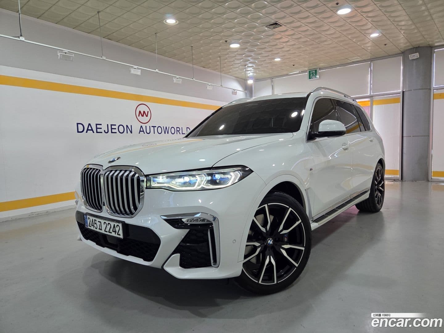 Main__Slider__Photo:X7 BMW 2020.11-0