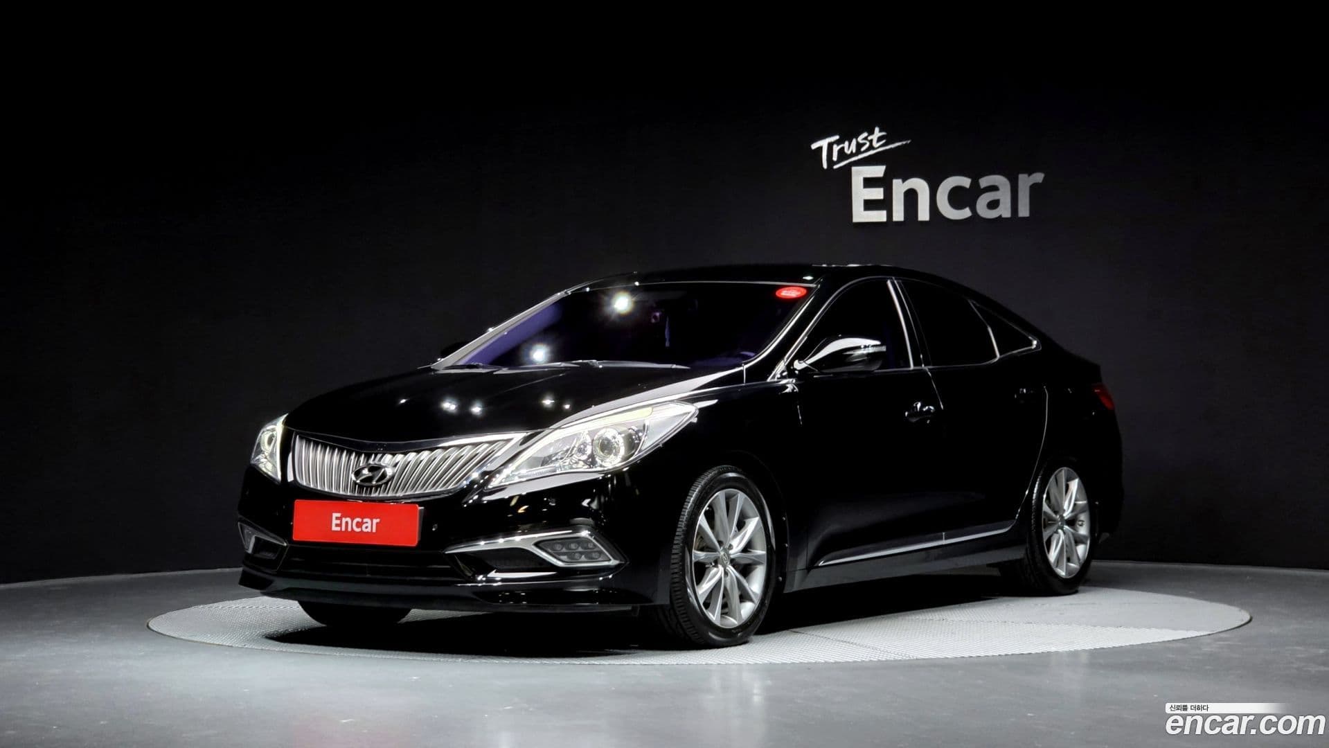 Main__Slider__Photo:Grandeur Hyundai 2016.1-0