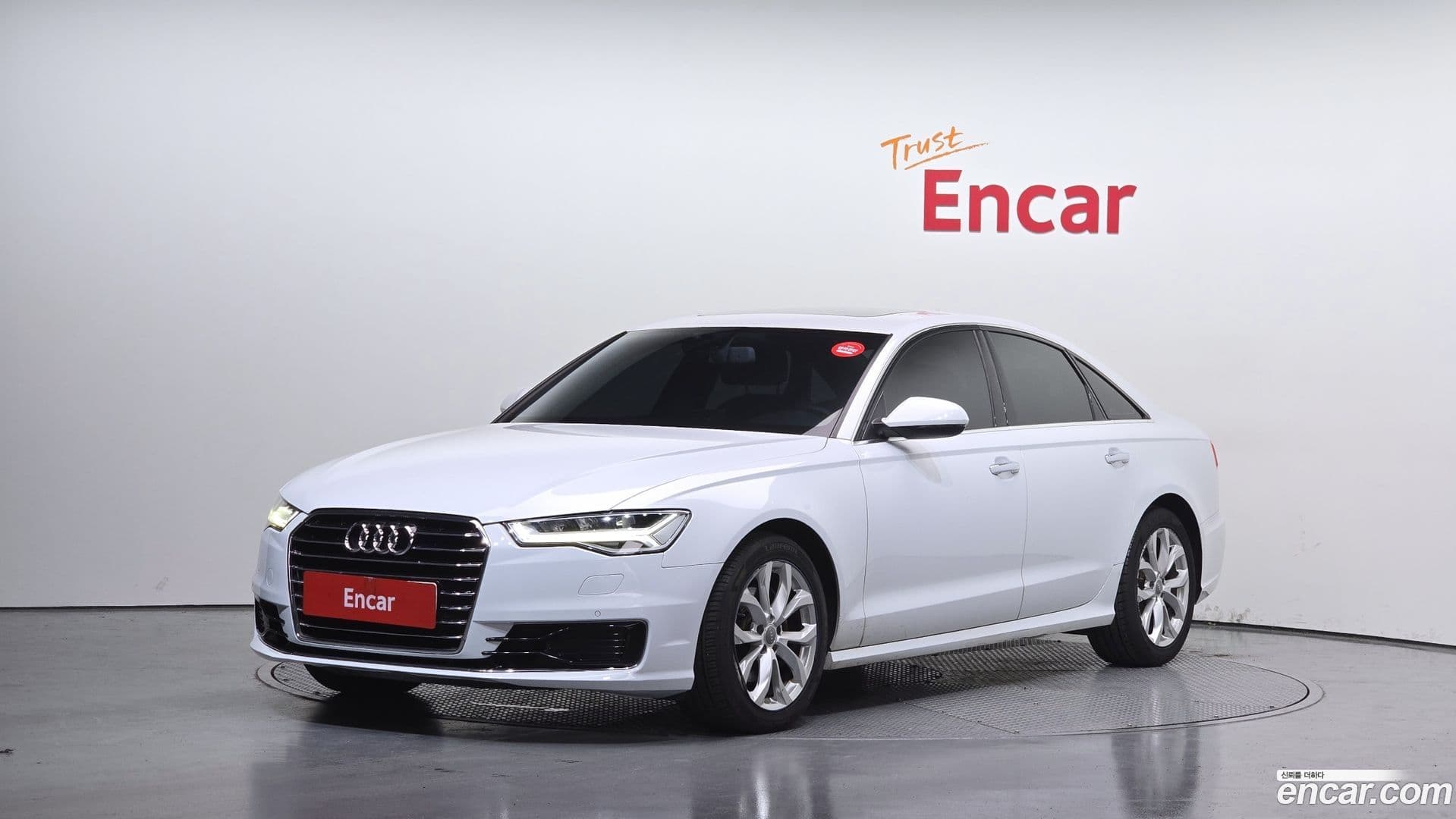 Main__Slider__Photo:A6 Audi 2015.5-0