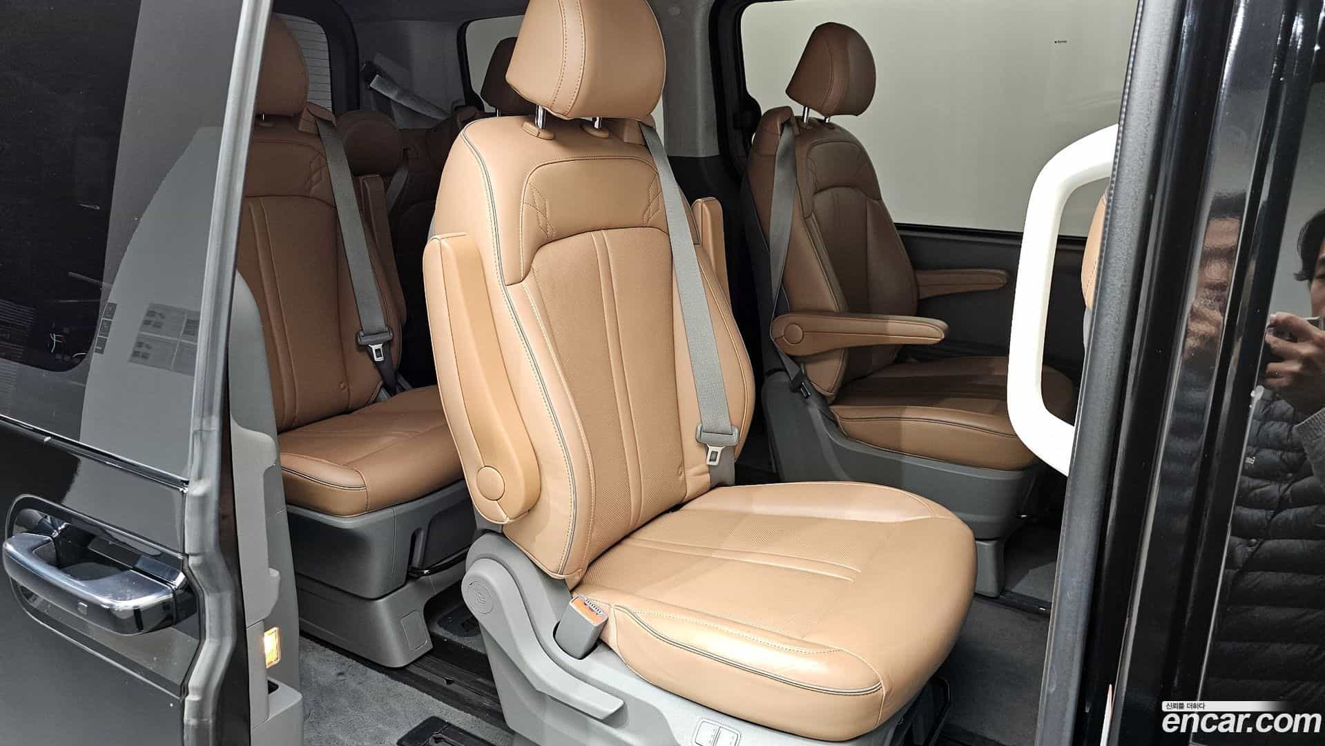 Staria Hyundai 2021.10-OPTION-016