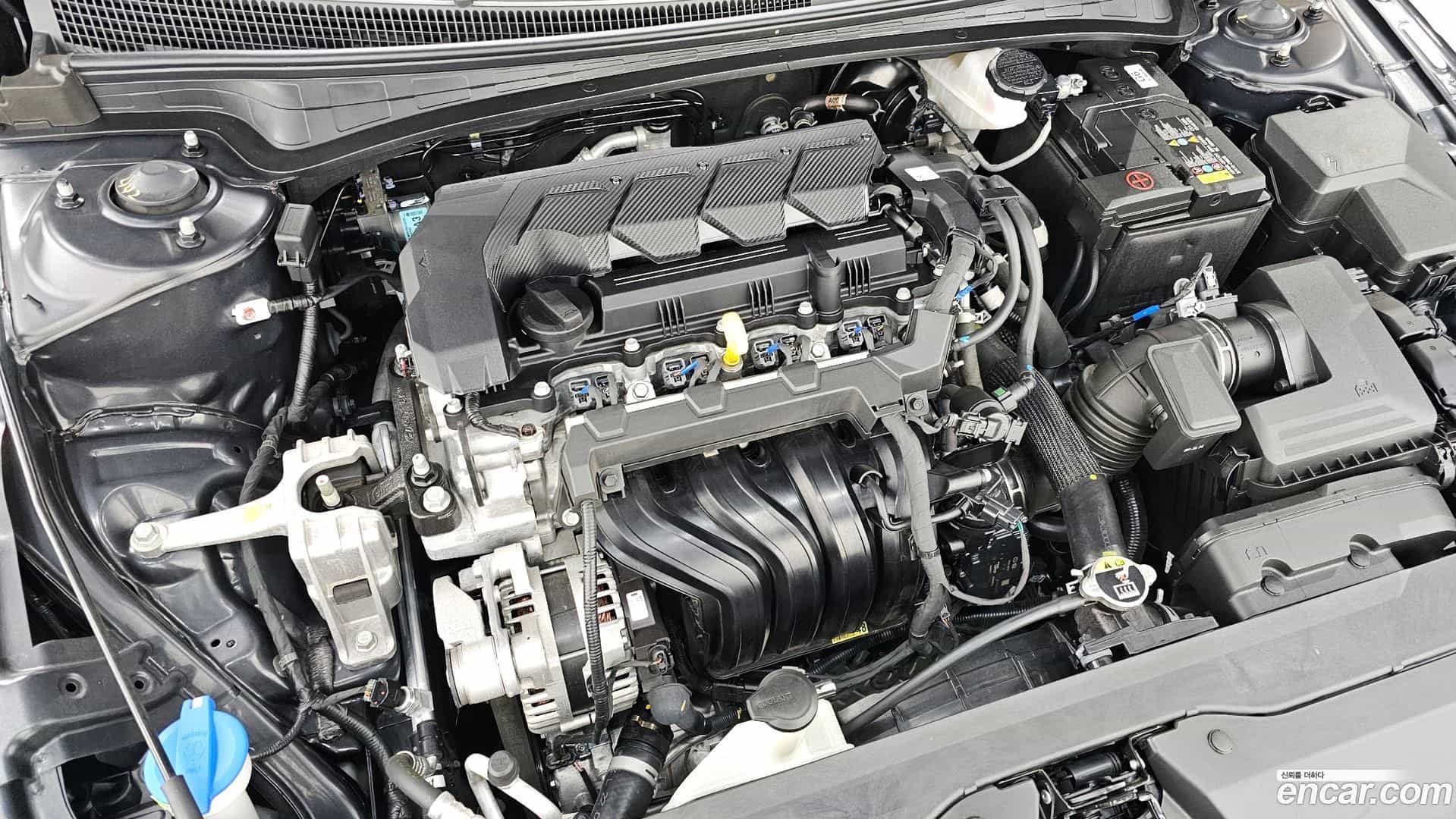 AVANTE Hyundai 2024.0-INNER-006