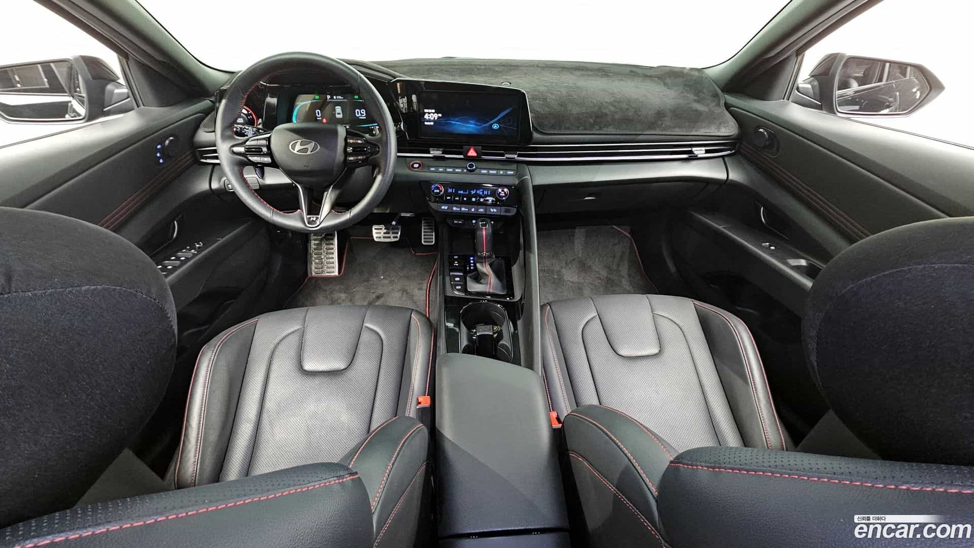 AVANTE Hyundai 2024.0-INNER-007