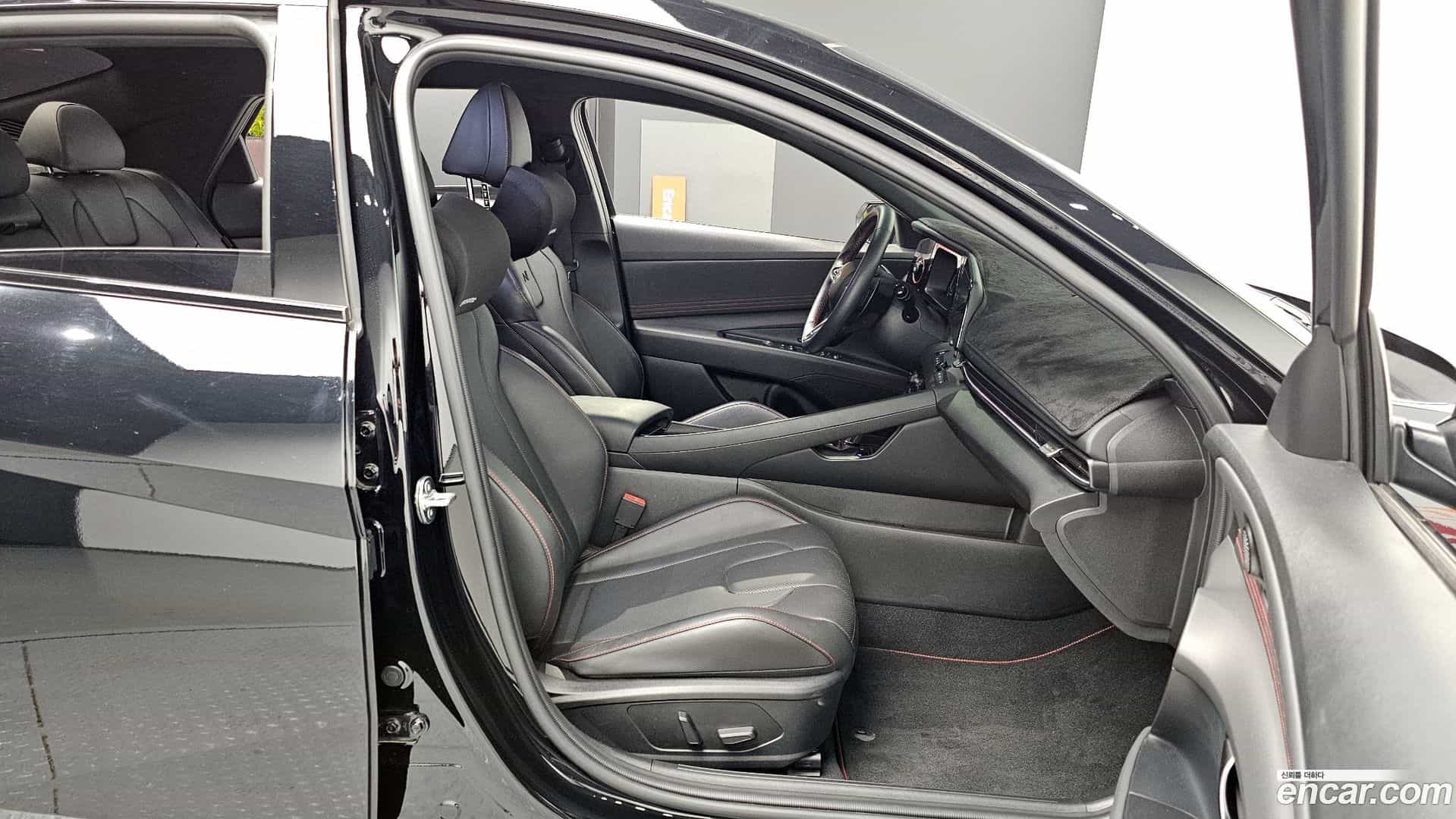 AVANTE Hyundai 2024.0-OPTION-015
