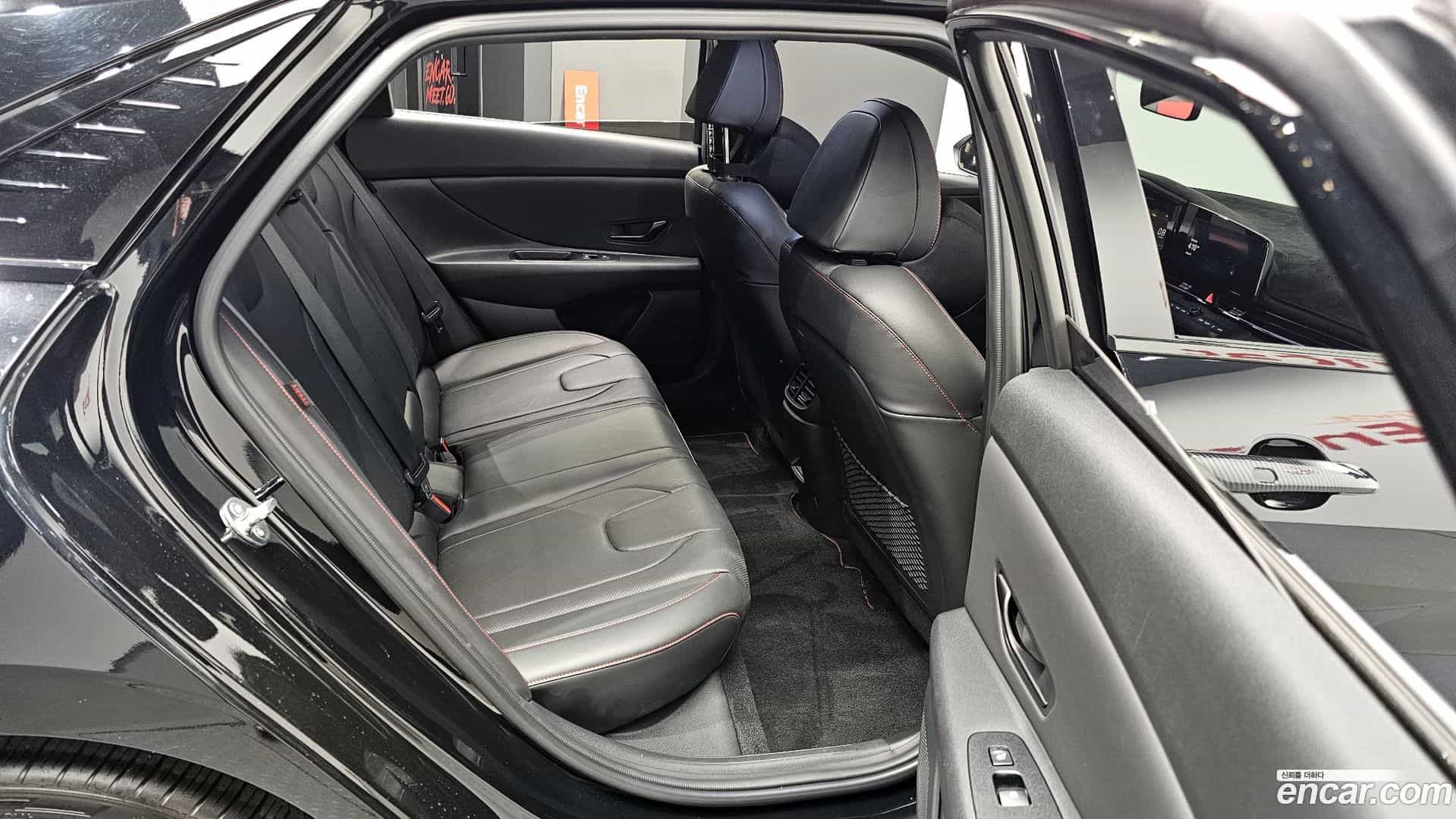 AVANTE Hyundai 2024.0-OPTION-016
