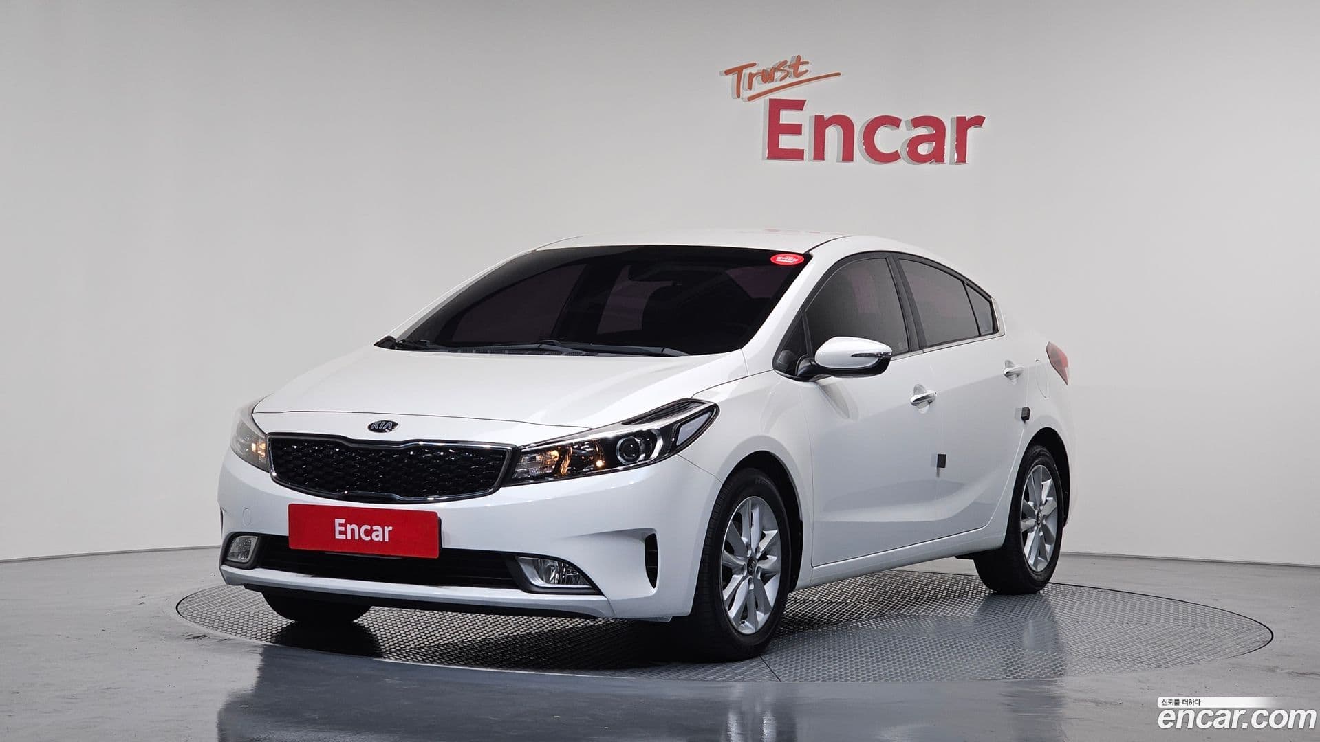 Main__Slider__Photo:K3 Kia 2016.9-0