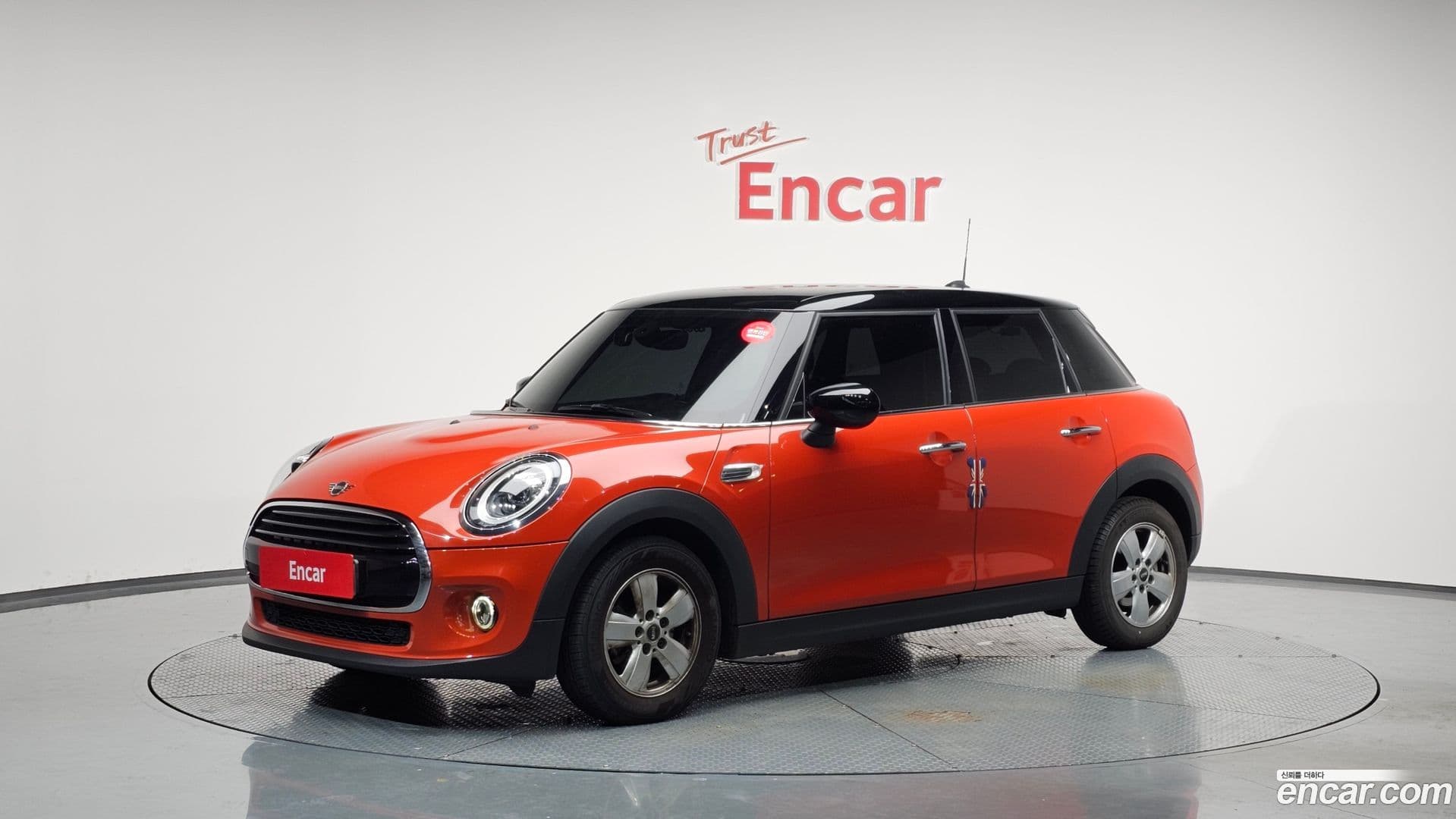 Main__Slider__Photo:Cooper Mini 2021.4-0