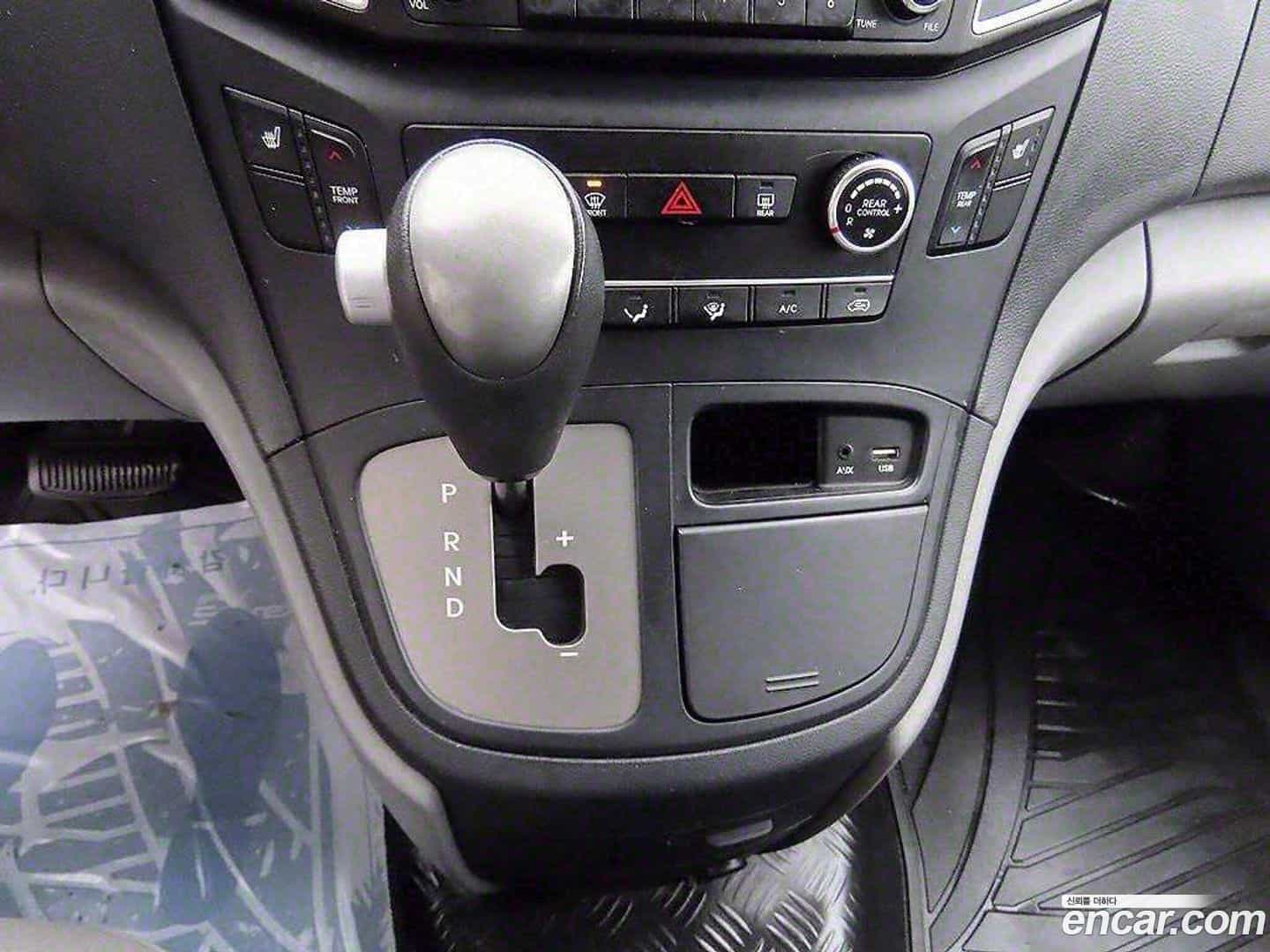 Starex Hyundai 2017.4-OPTION-015