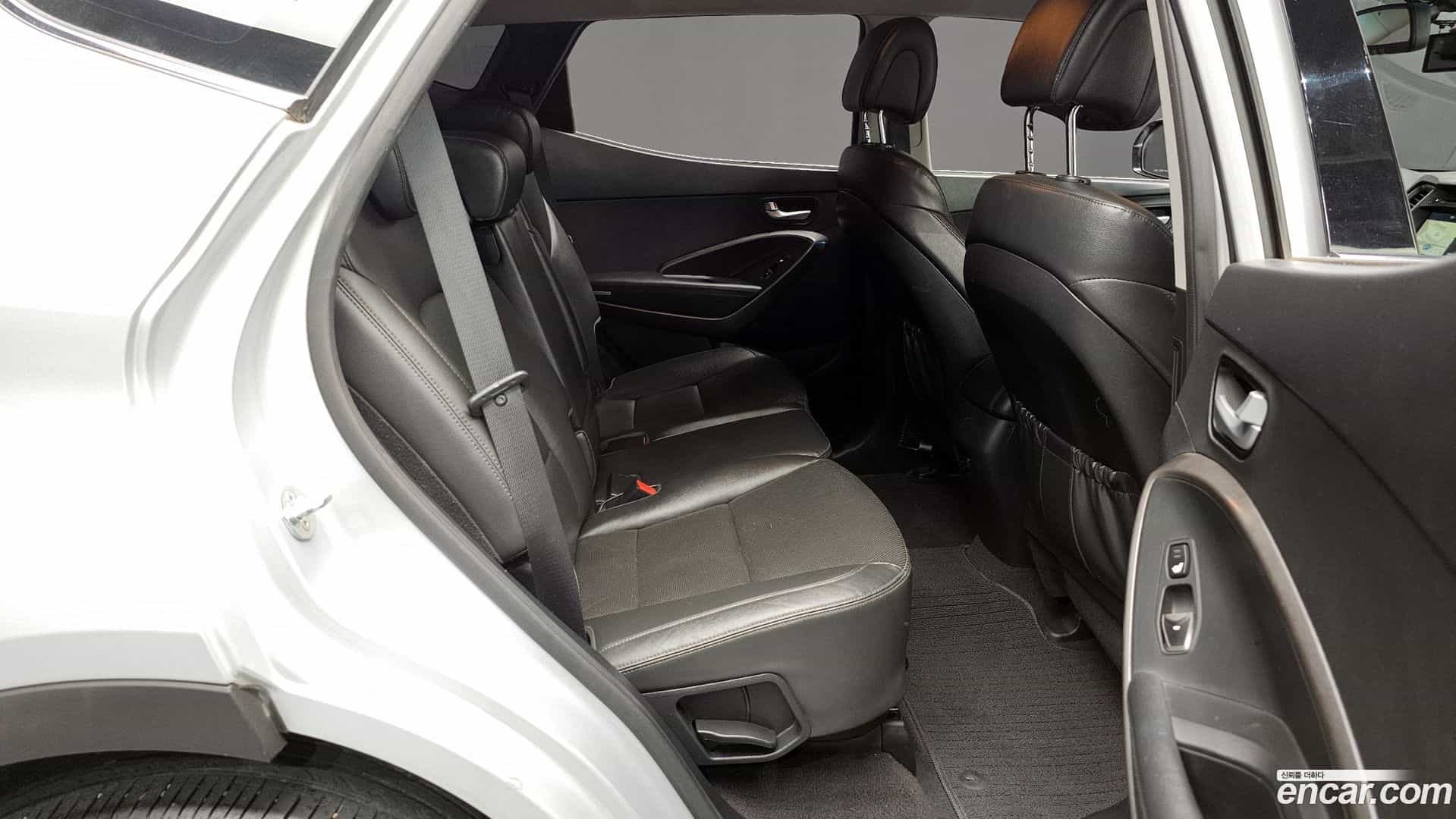 Santafe Hyundai 2016.9-OPTION-016