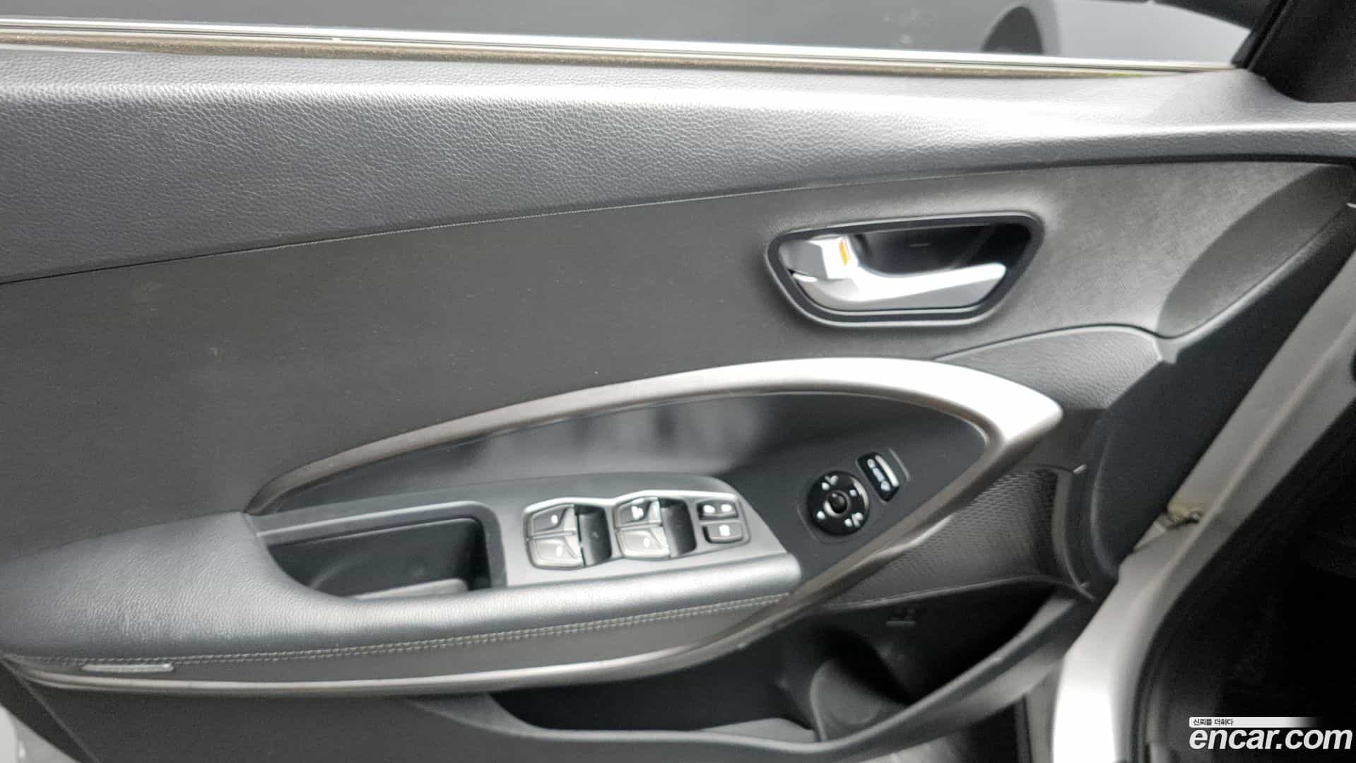 Santafe Hyundai 2016.9-OPTION-021
