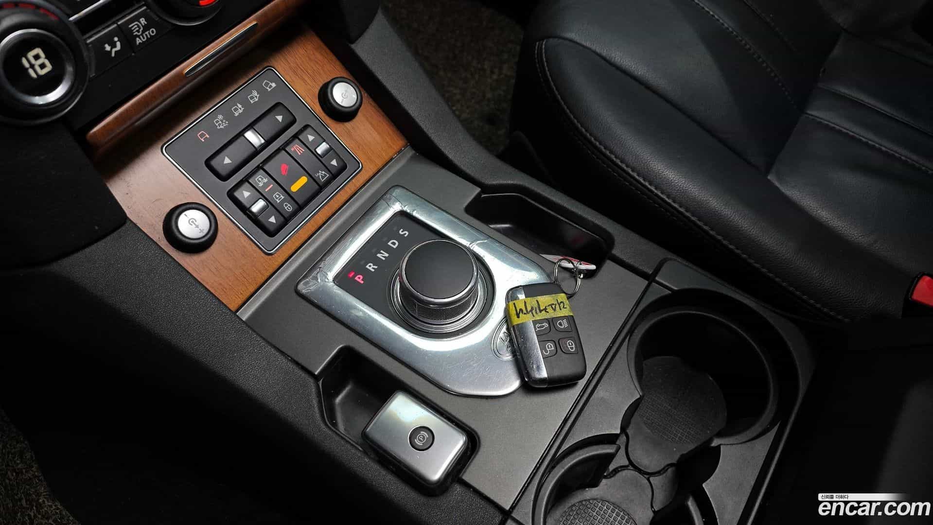 Discovery Land Rover 2013.2-INNER-009