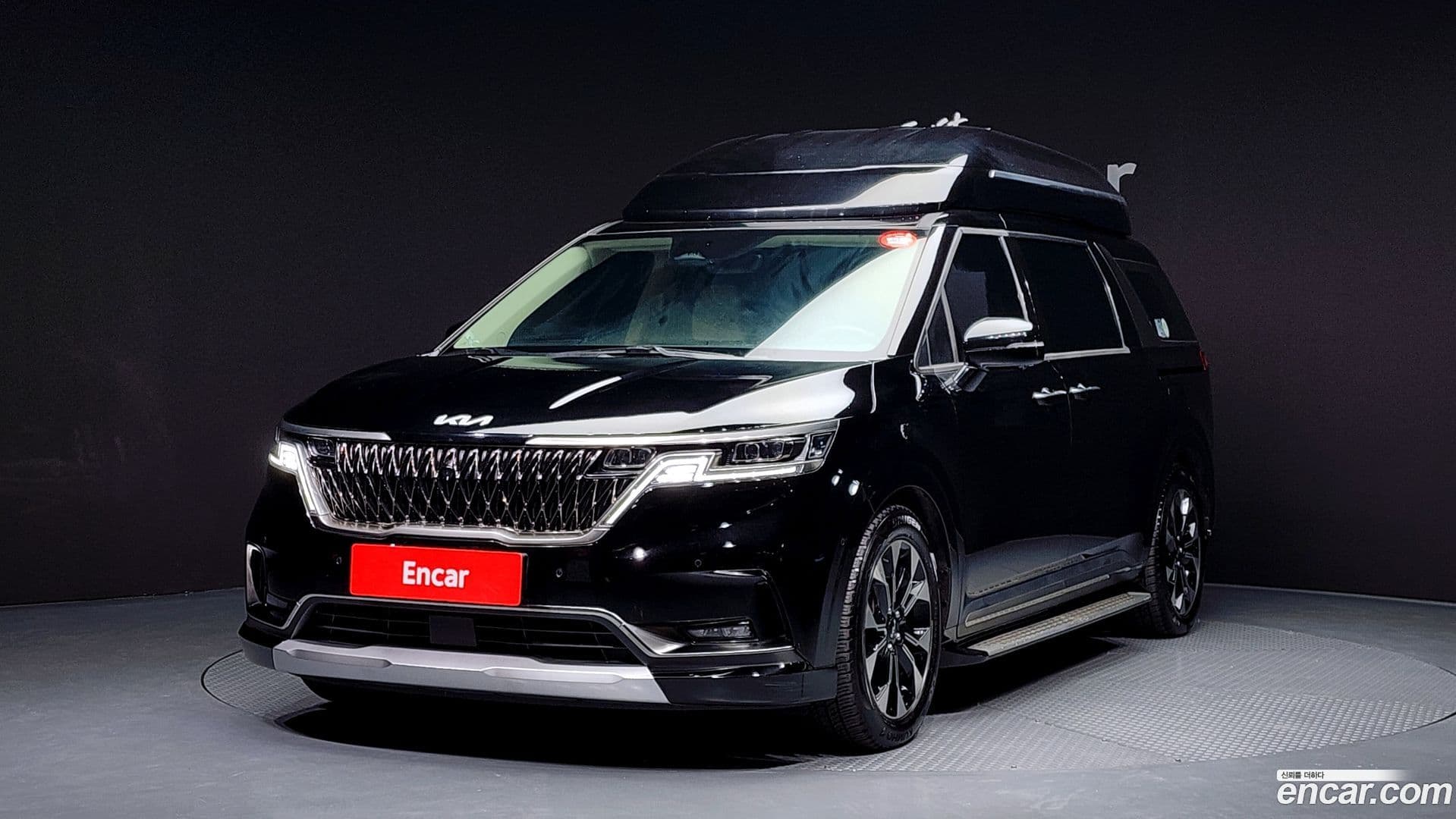 Main__Slider__Photo:Canival Kia 2022.0-0