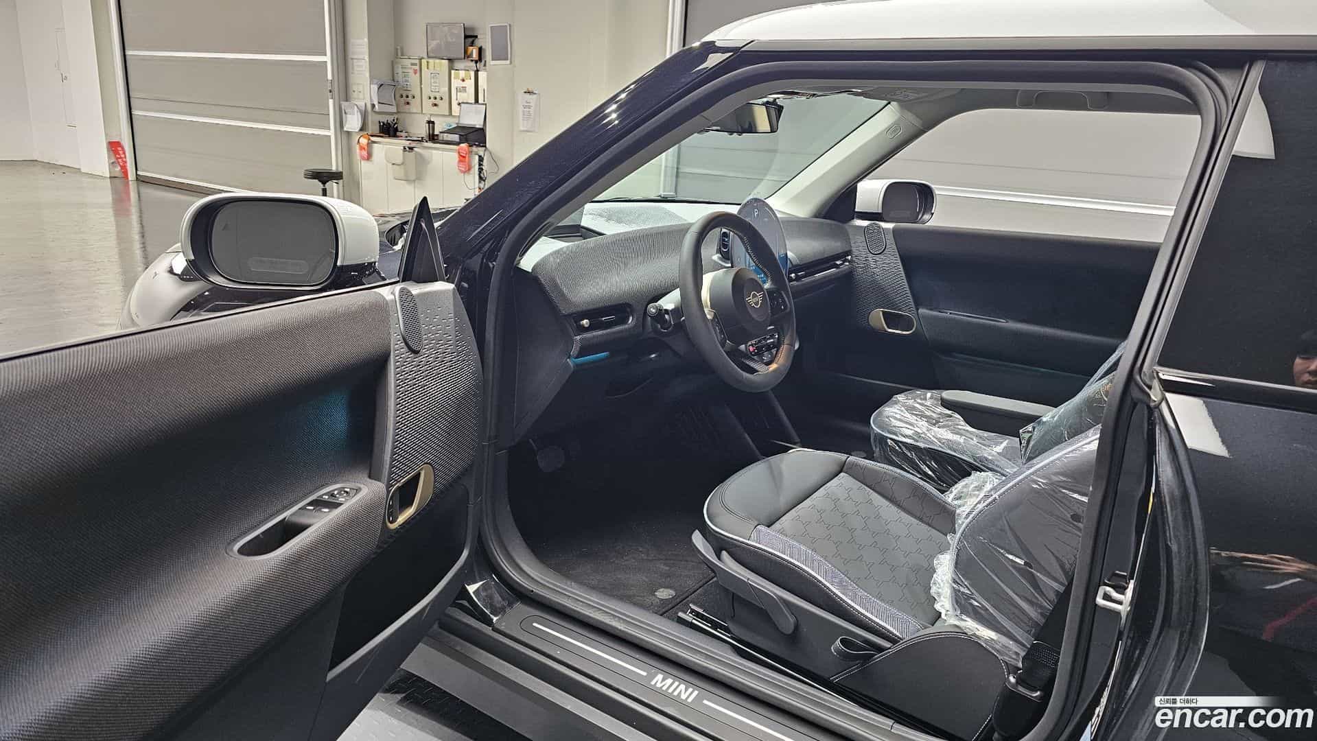 Cooper Mini 2024.11-INNER-010
