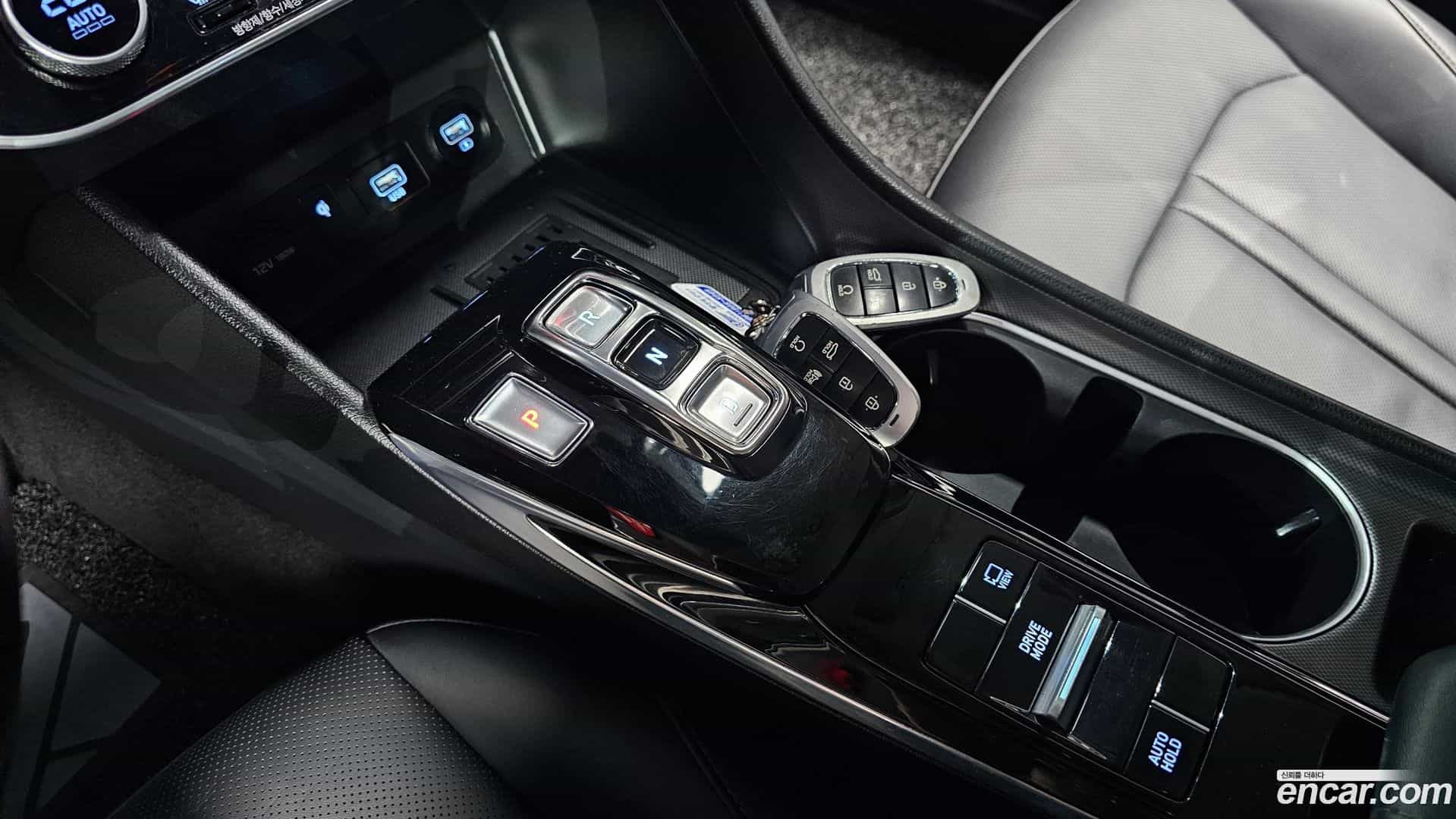 Sonata Hyundai 2020.1-INNER-009