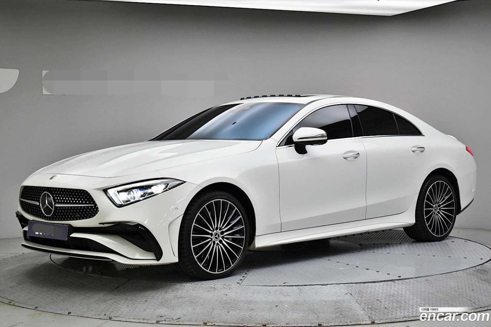 Main__Slider__Photo:CLS-Class Mercedes-Benz 2022.6-0