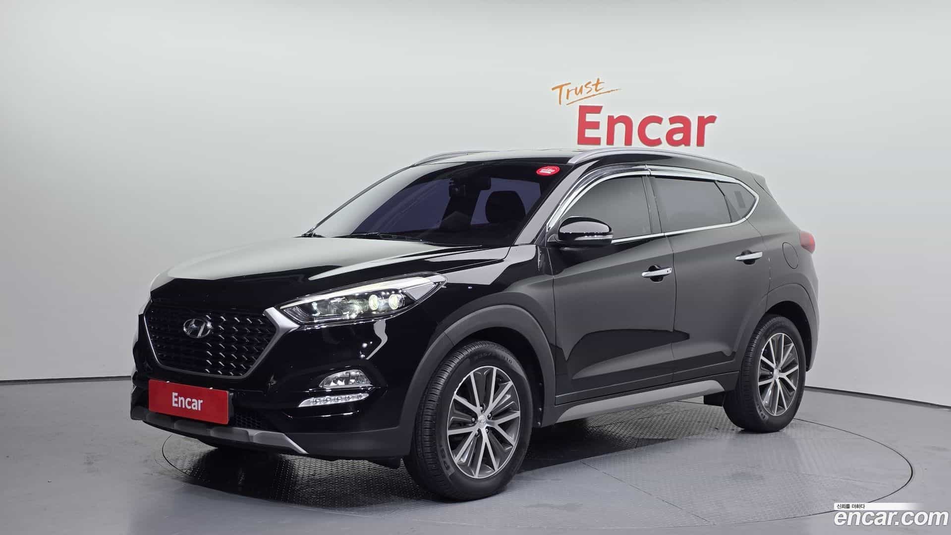 Tucson Hyundai 2016.6-OUTER-001