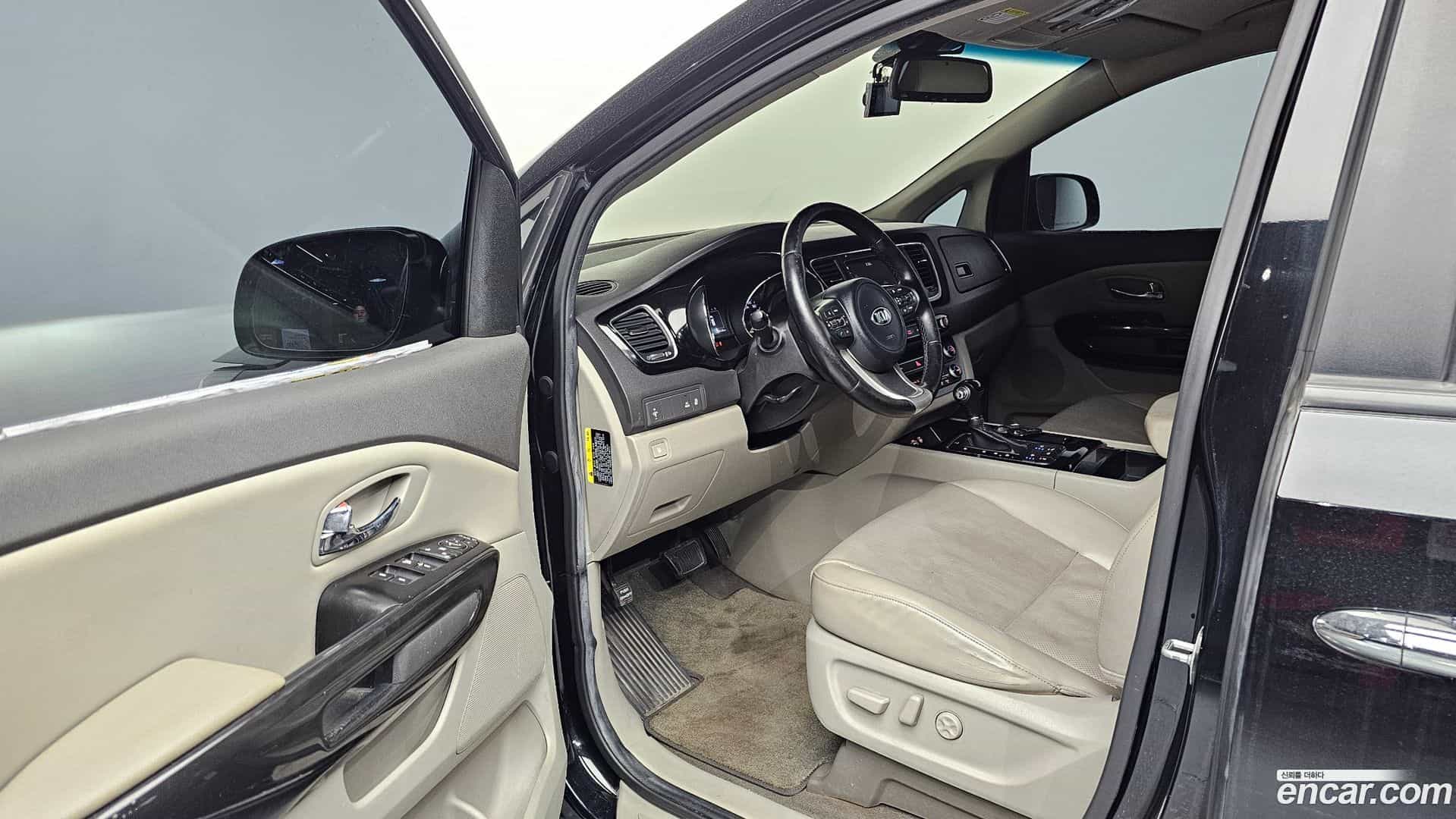 Canival Kia 2015.11-INNER-010