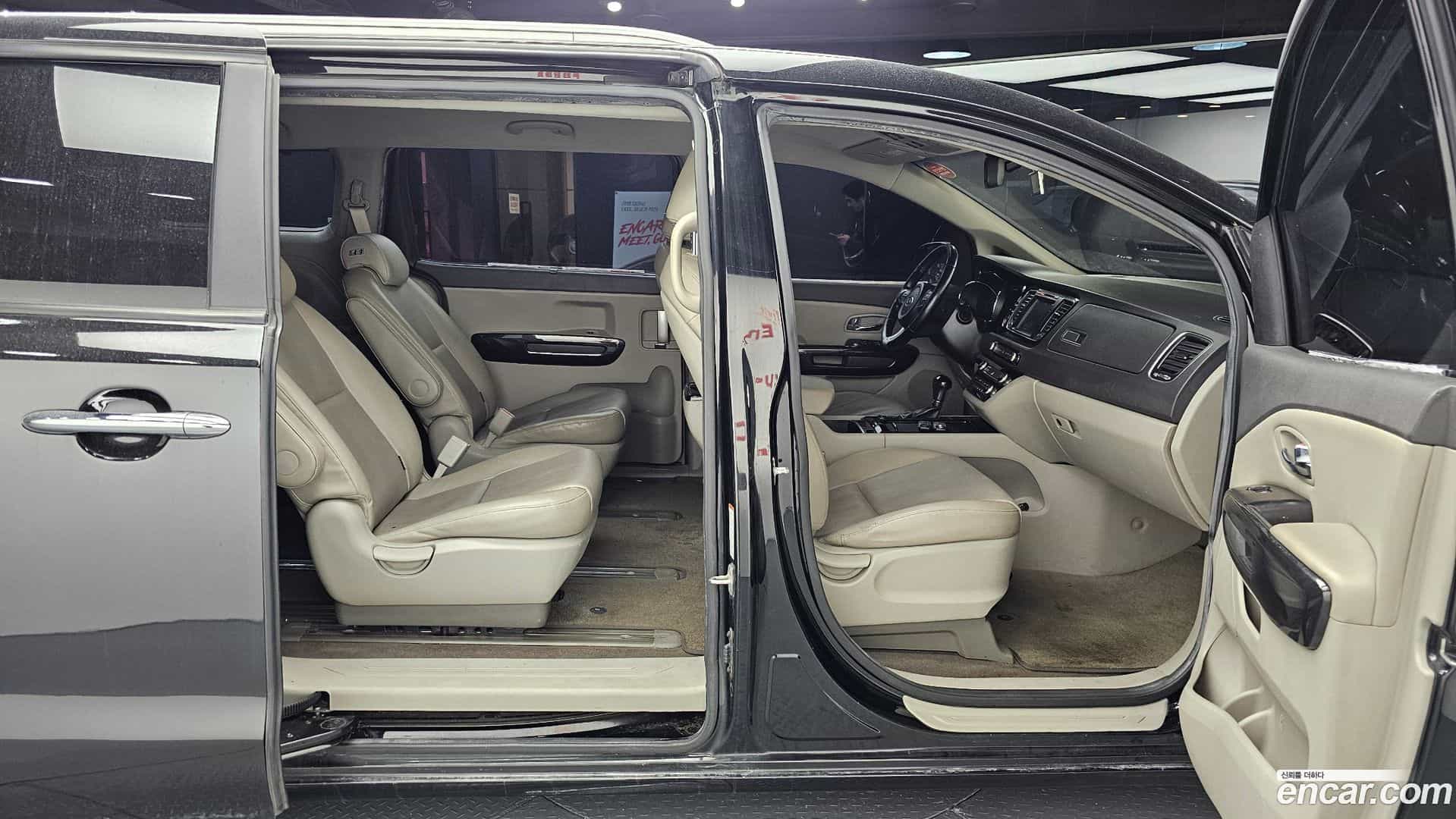 Canival Kia 2015.11-OPTION-016