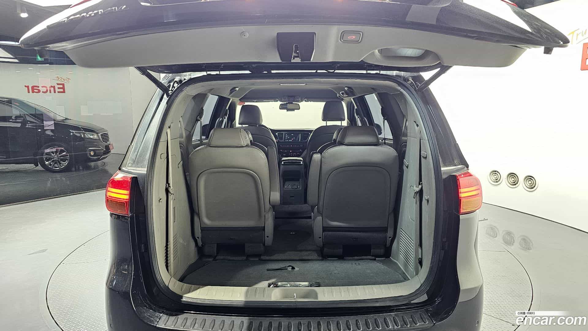 Canival Kia 2015.11-OPTION-024