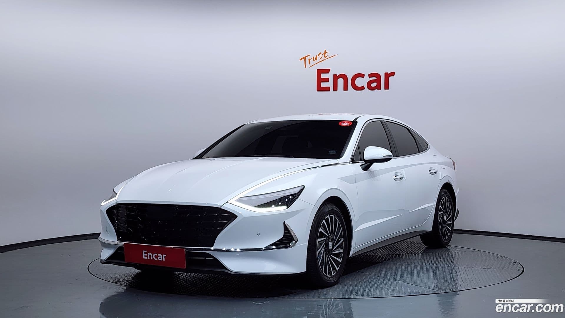 Main__Slider__Photo:Sonata Hyundai 2020.4-0