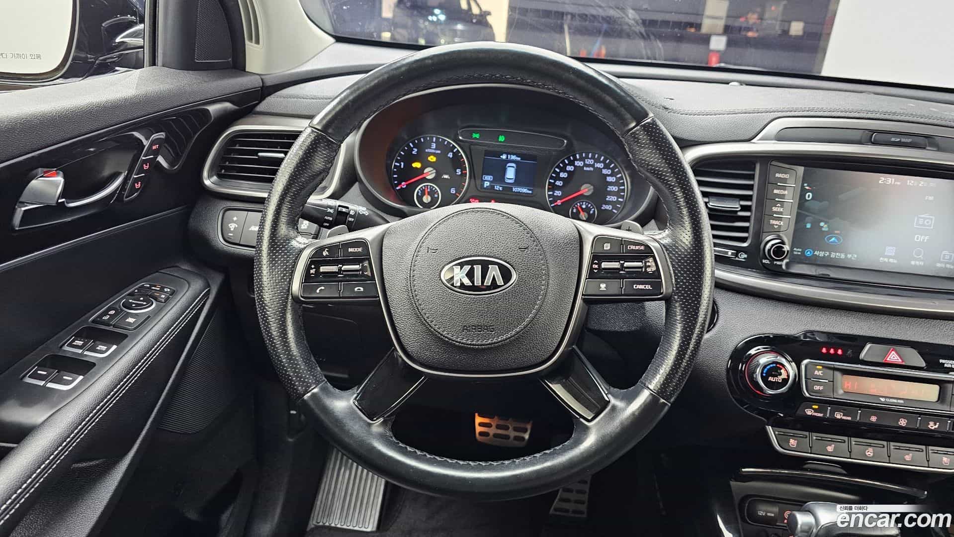 Sorento Kia 2019.1-OPTION-017