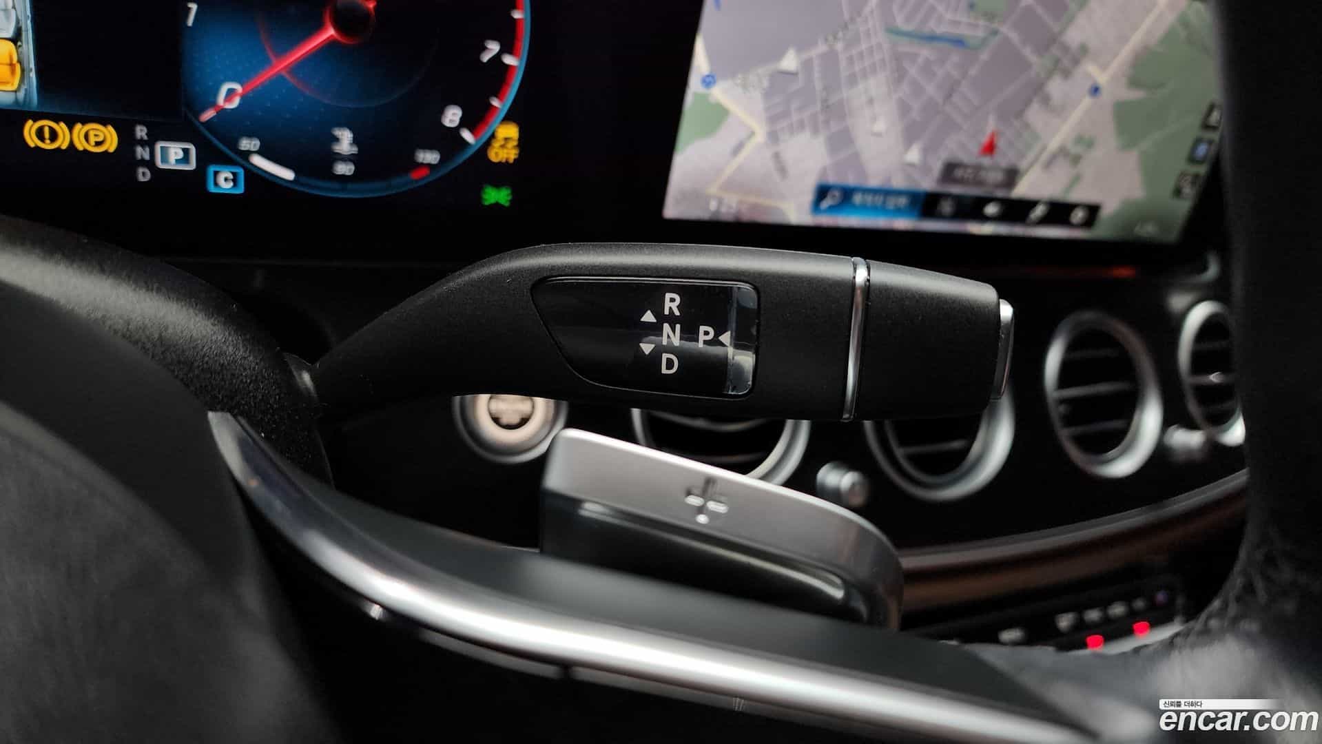 E-Class Mercedes-Benz 2022.10-INNER-009