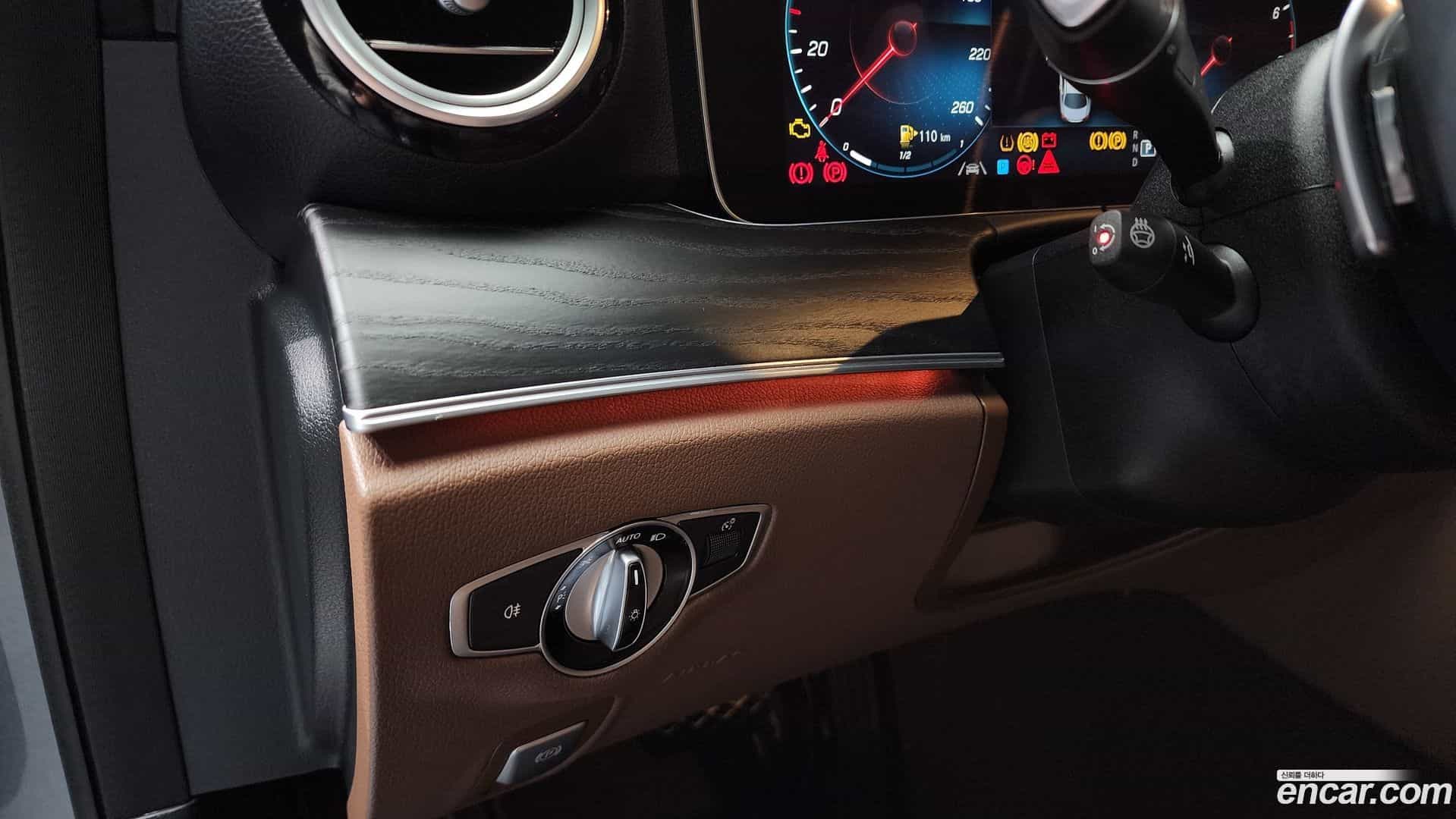 E-Class Mercedes-Benz 2022.10-OPTION-022
