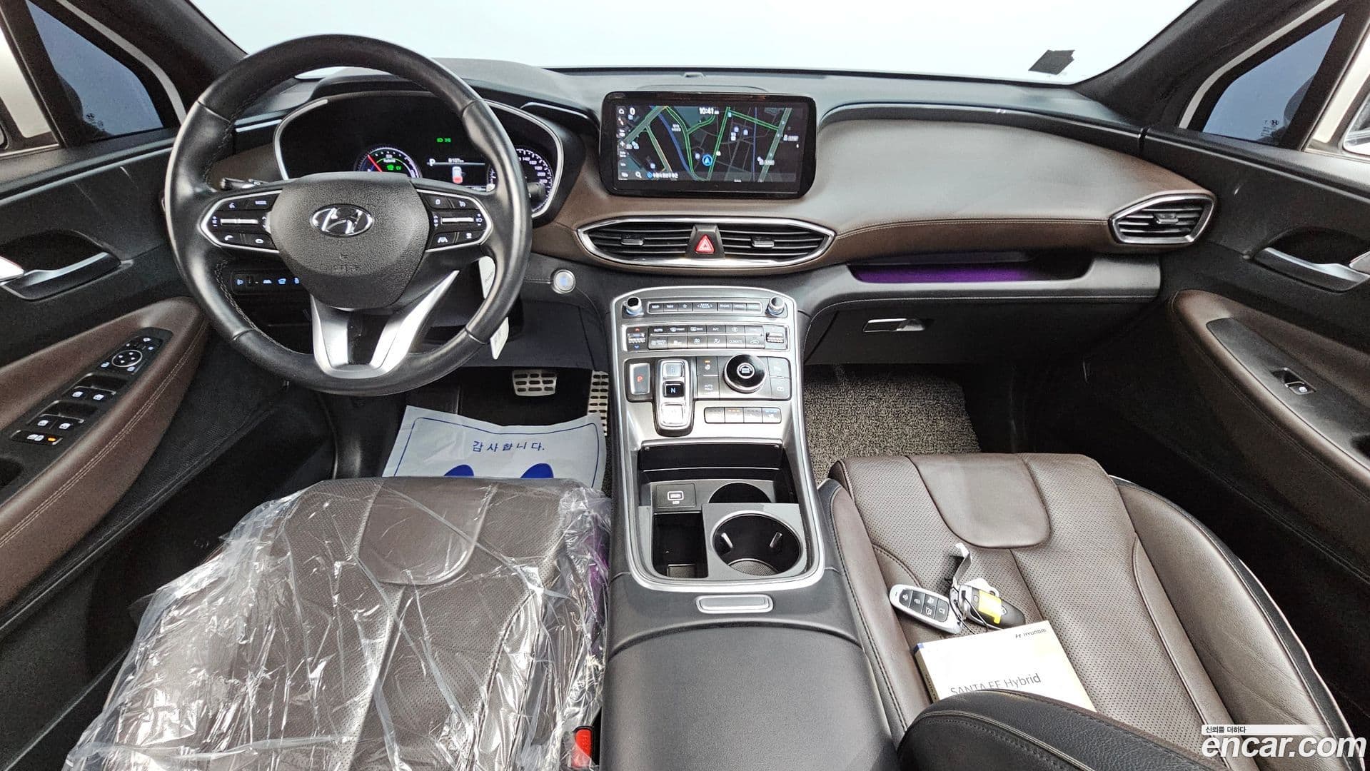 Main__Slider__Photo:Santafe Hyundai 2021.8-6
