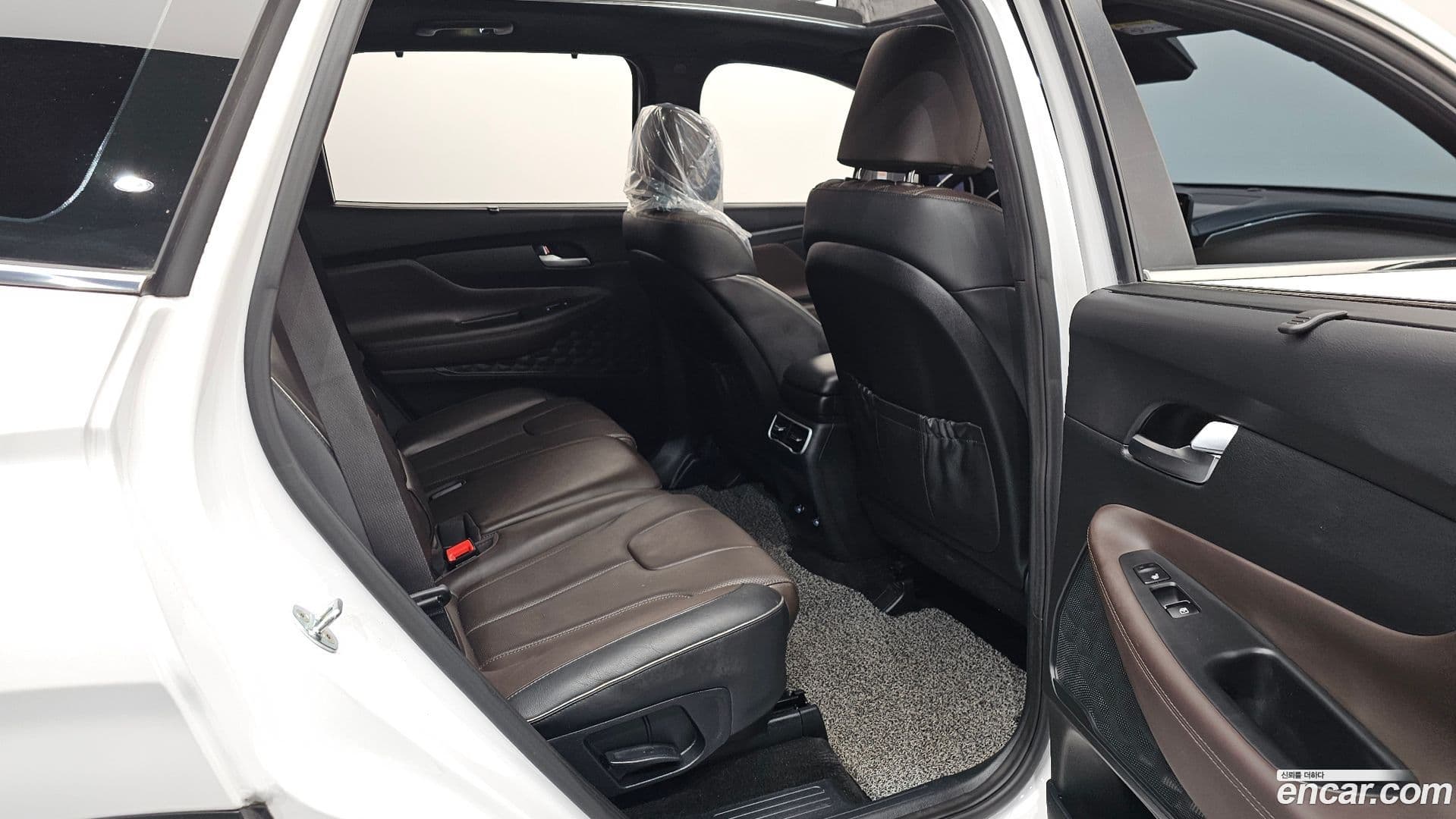 Main__Slider__Photo:Santafe Hyundai 2021.8-11