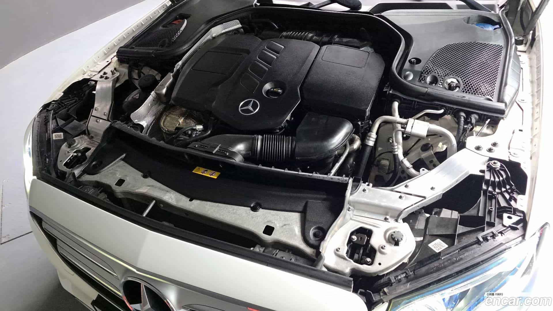 E-Class Mercedes-Benz 2017.2-INNER-006