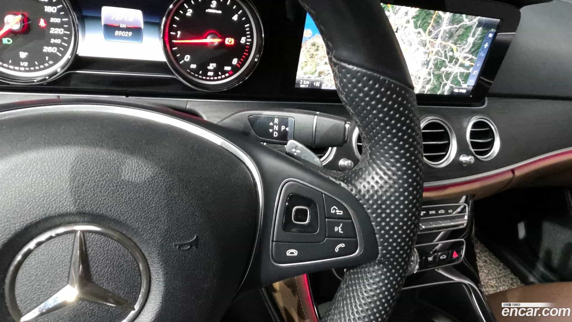 E-Class Mercedes-Benz 2017.2-INNER-009