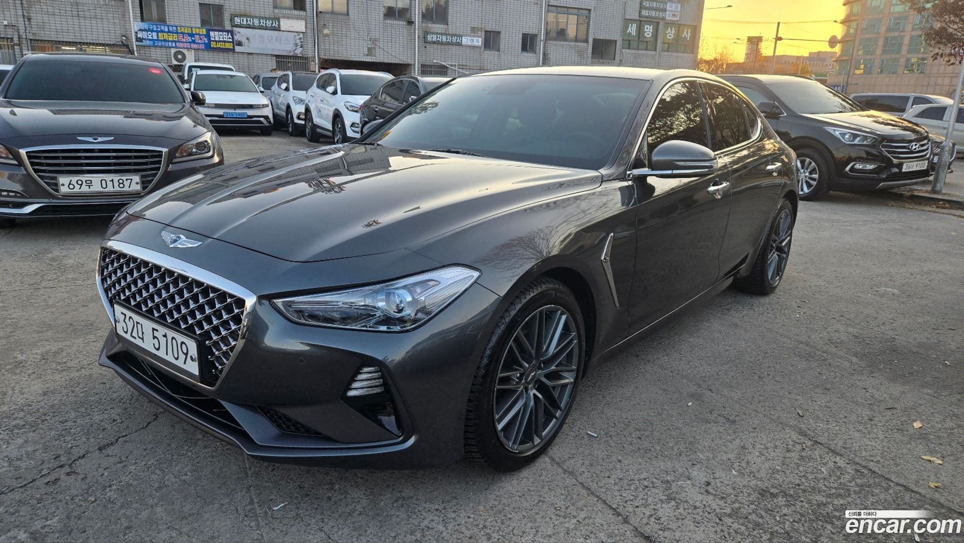 Main__Slider__Photo:G70 Genesis 2017.10-0