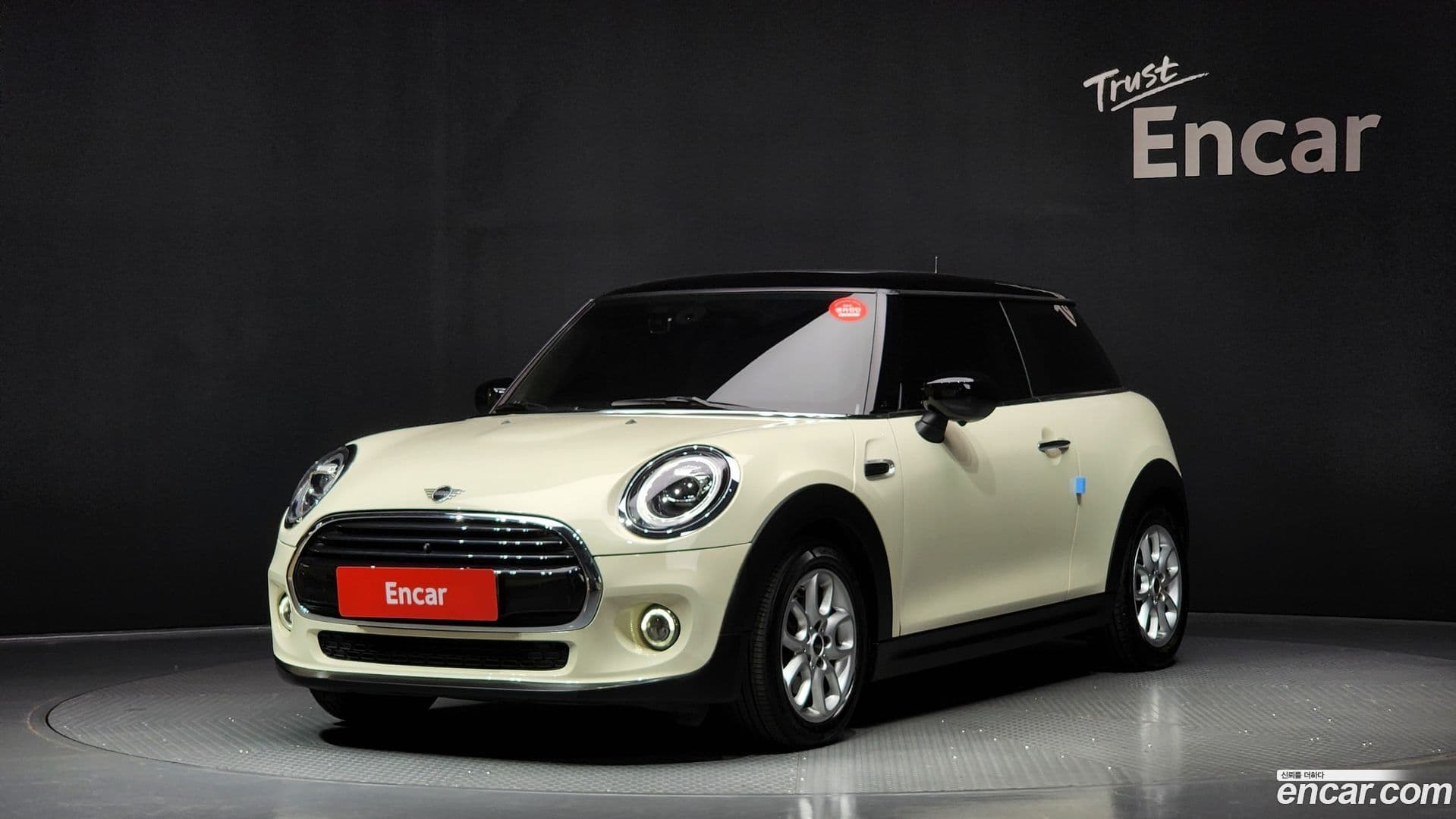 Main__Slider__Photo:Cooper Mini 2021.4-0