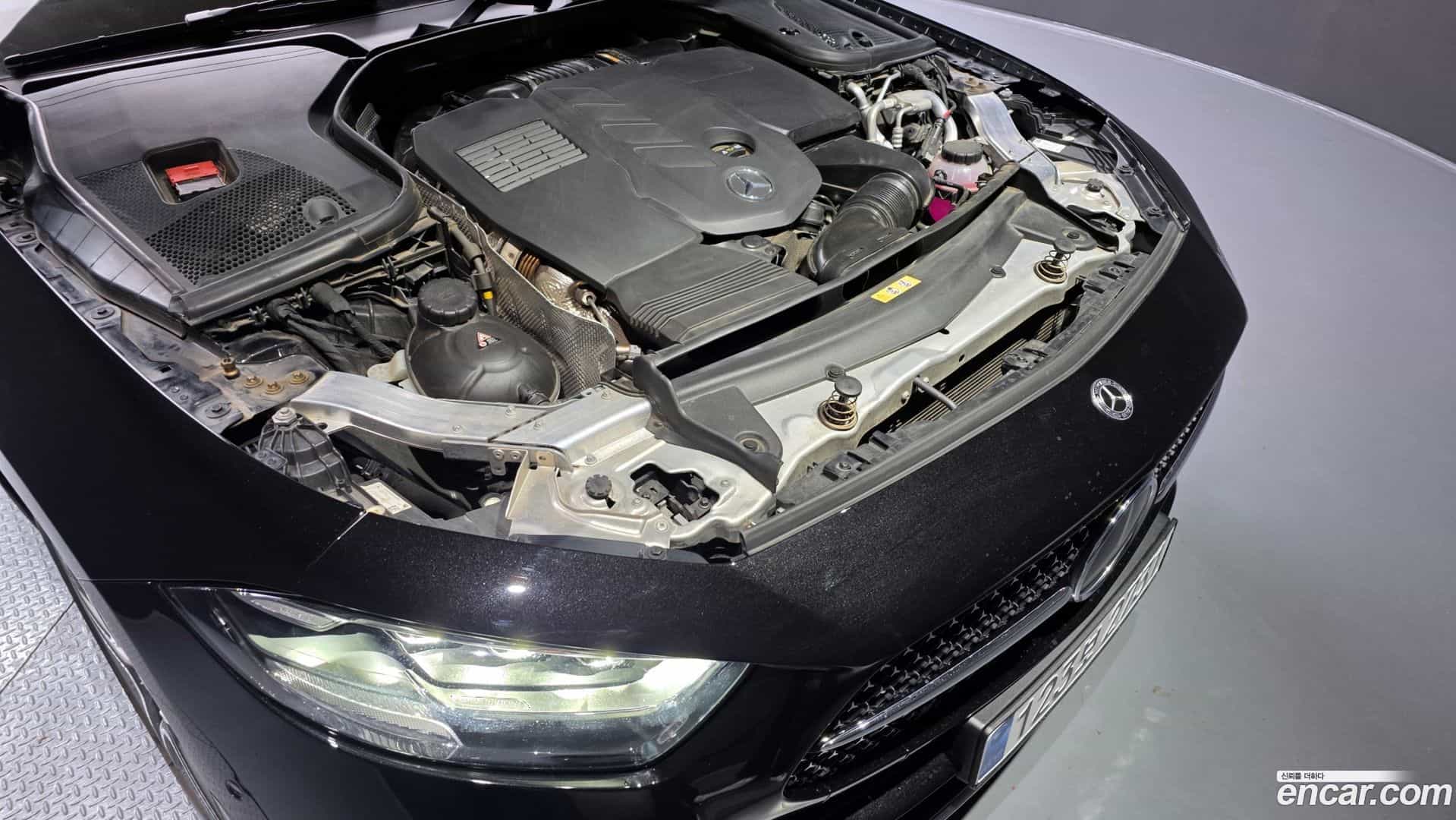 CLS-Class Mercedes-Benz 2022.10-INNER-006