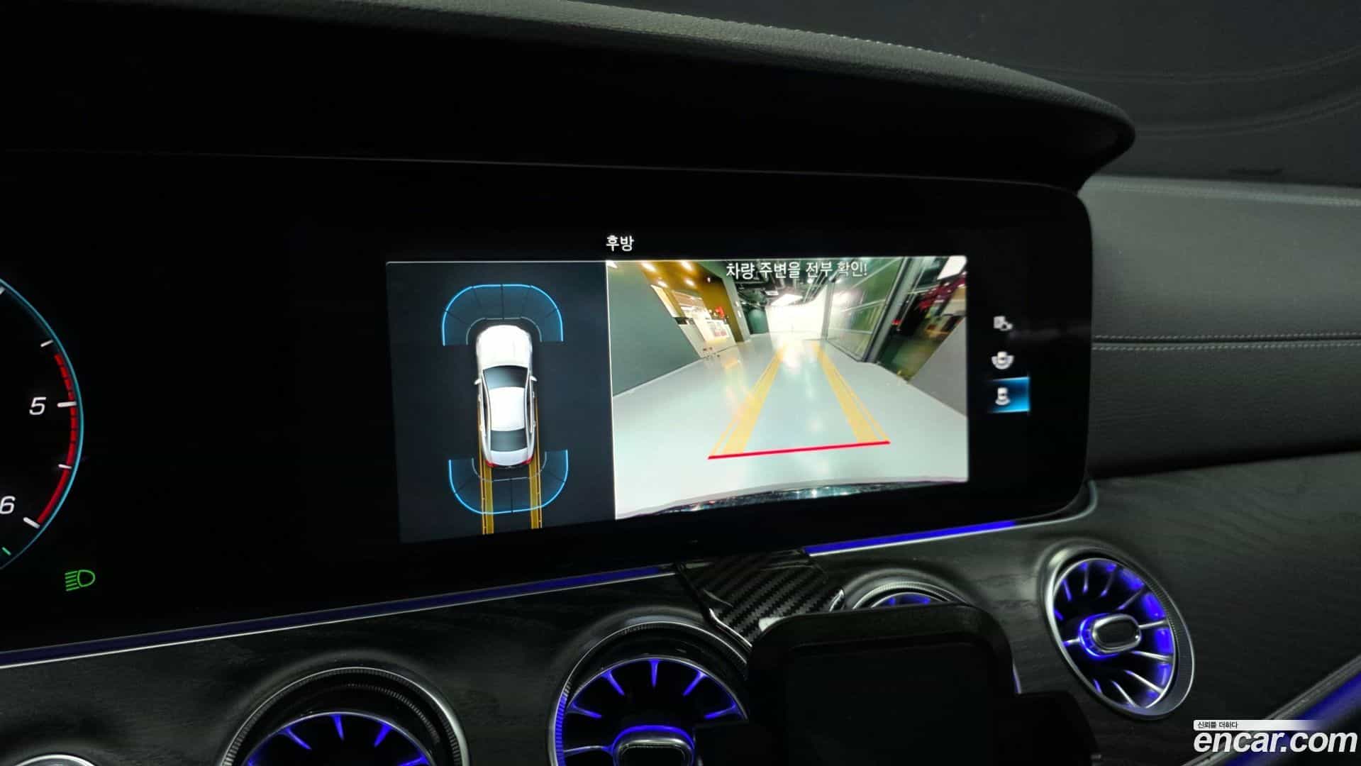 CLS-Class Mercedes-Benz 2022.10-OPTION-019