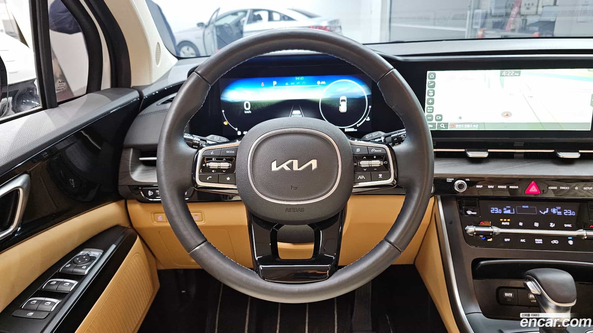 Canival Kia 2023.8-OPTION-017