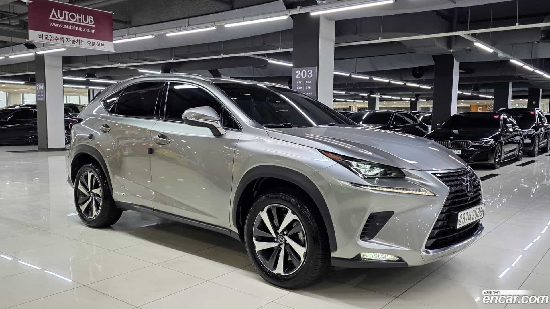 NX Lexus 2021.5-OUTER-005