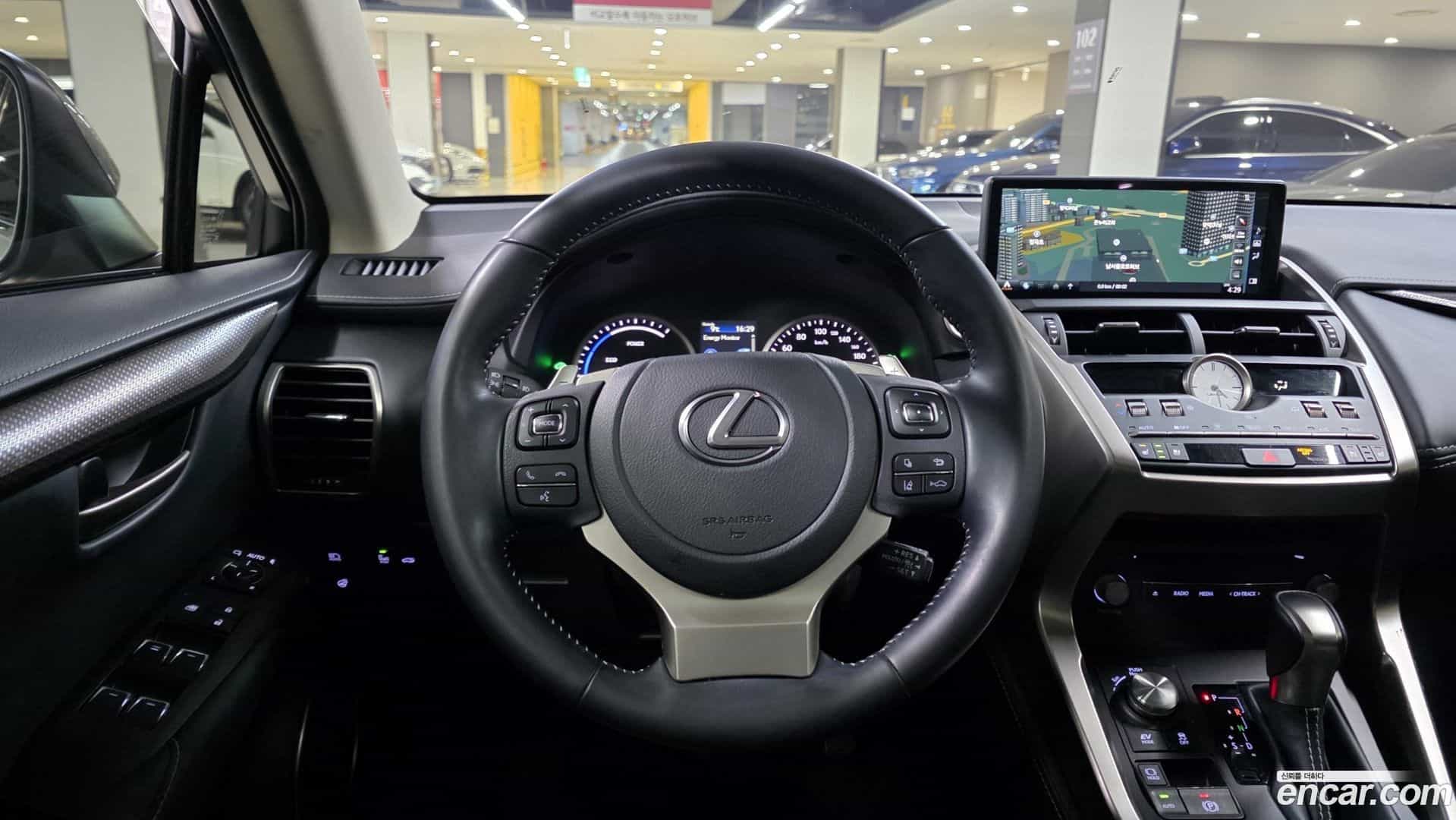 NX Lexus 2021.5-OPTION-016