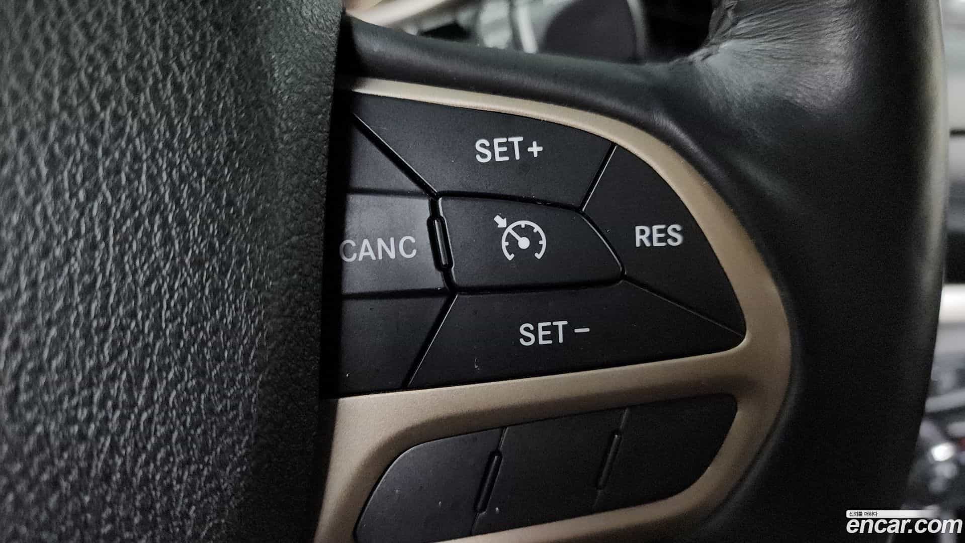 Cherokee Jeep 2017.11-OPTION-023