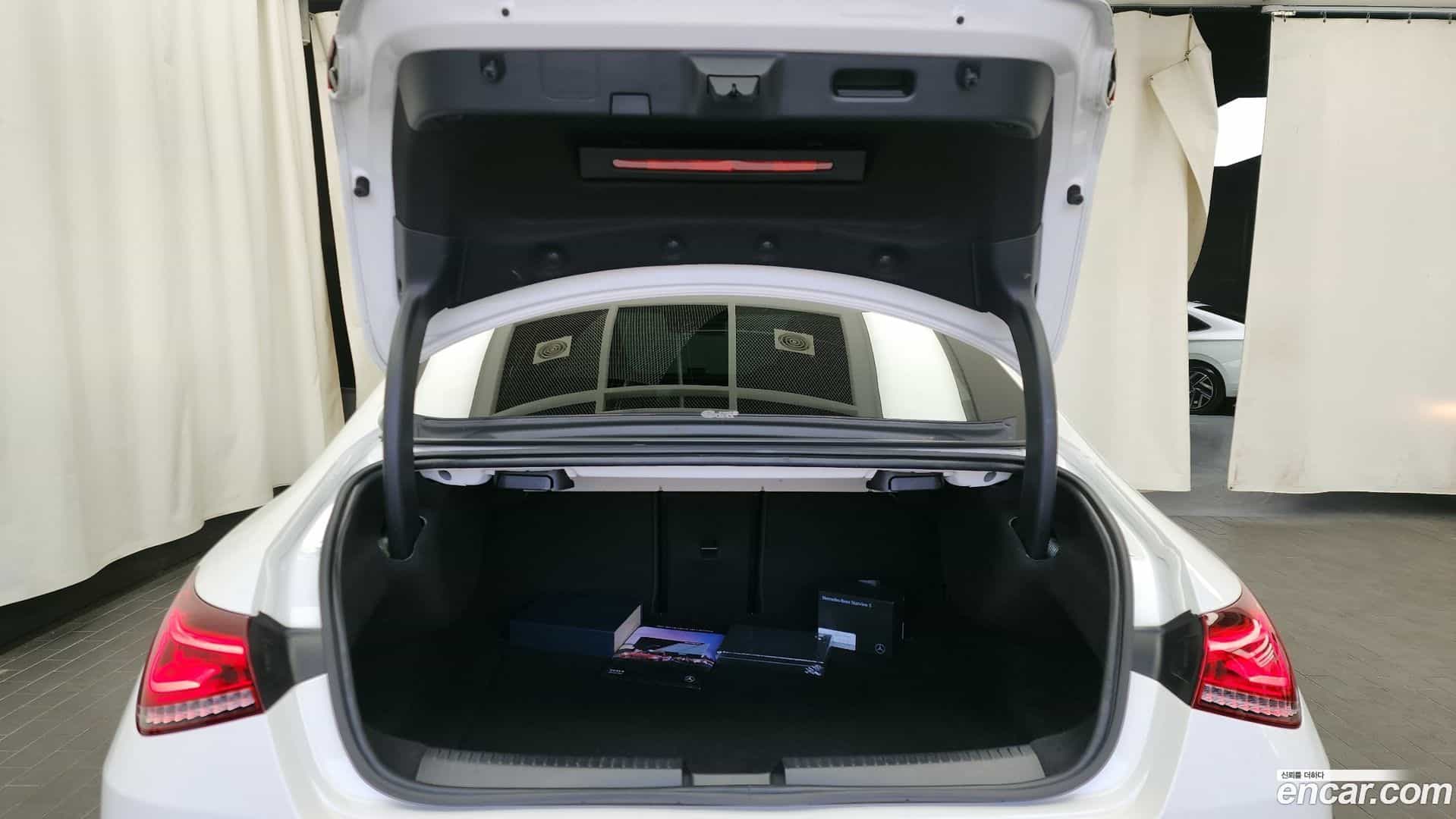 CLA-Class Mercedes-Benz 2022.2-OPTION-024