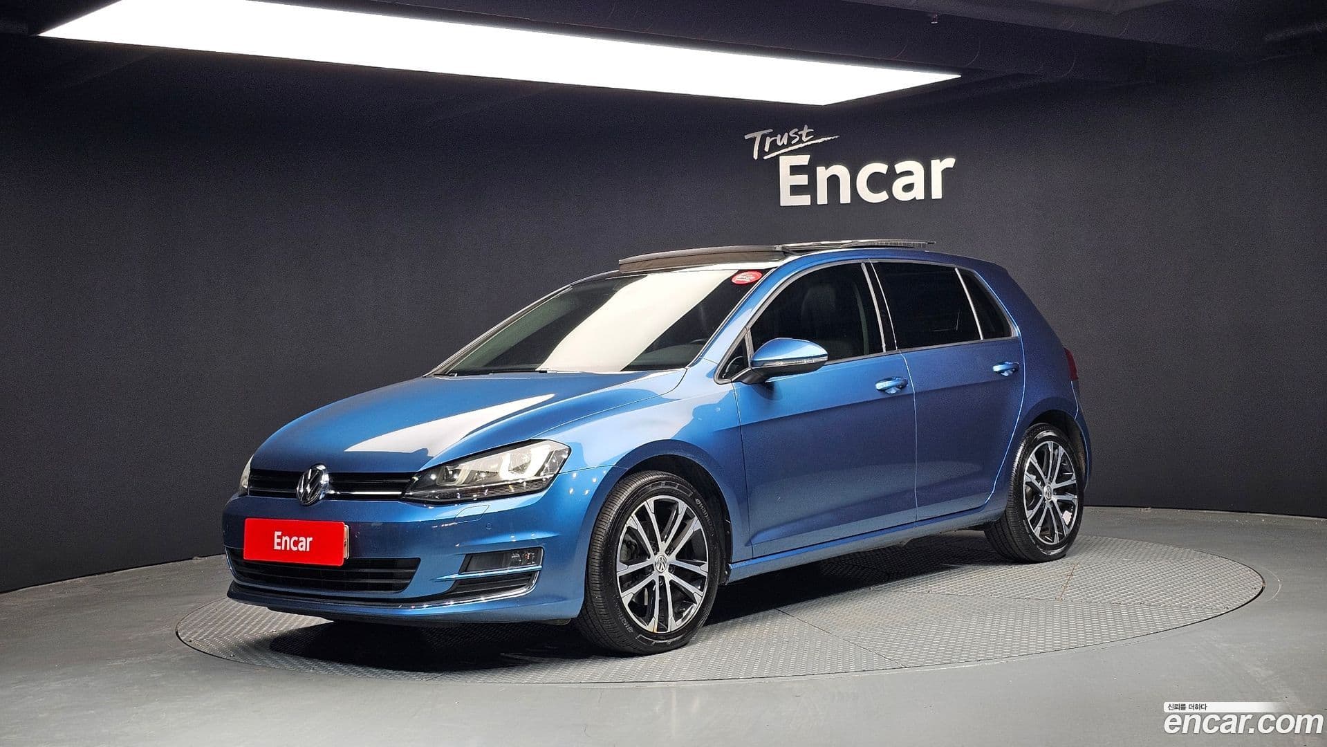 Main__Slider__Photo:Golf Volkswagen 2016.2-0