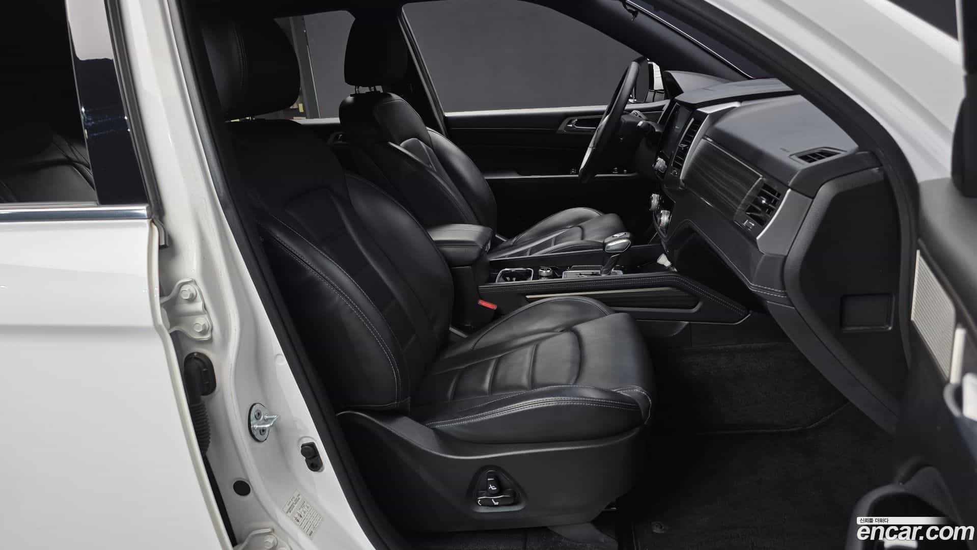 Rexton KG Mobility 2018.8-OPTION-015