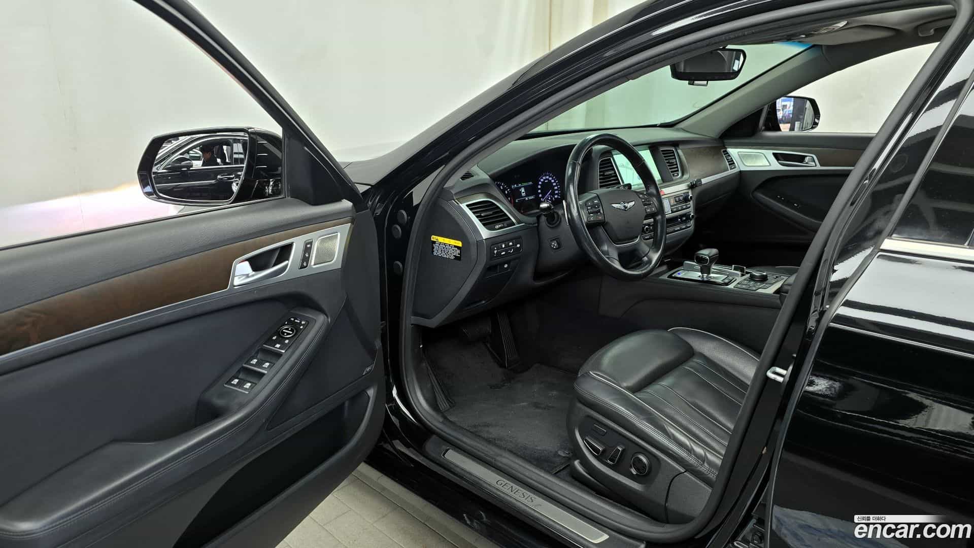 G80 Genesis 2016.11-INNER-010