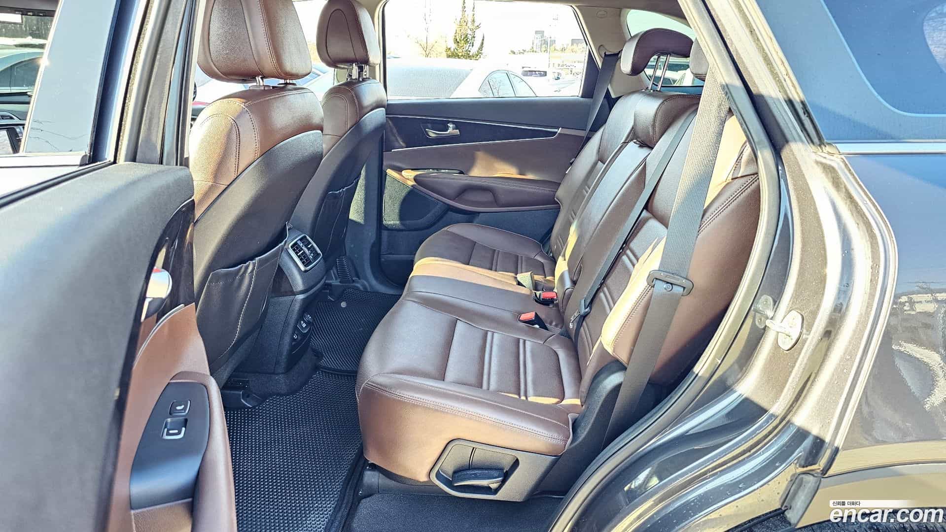 Sorento Kia 2016.3-OPTION-015