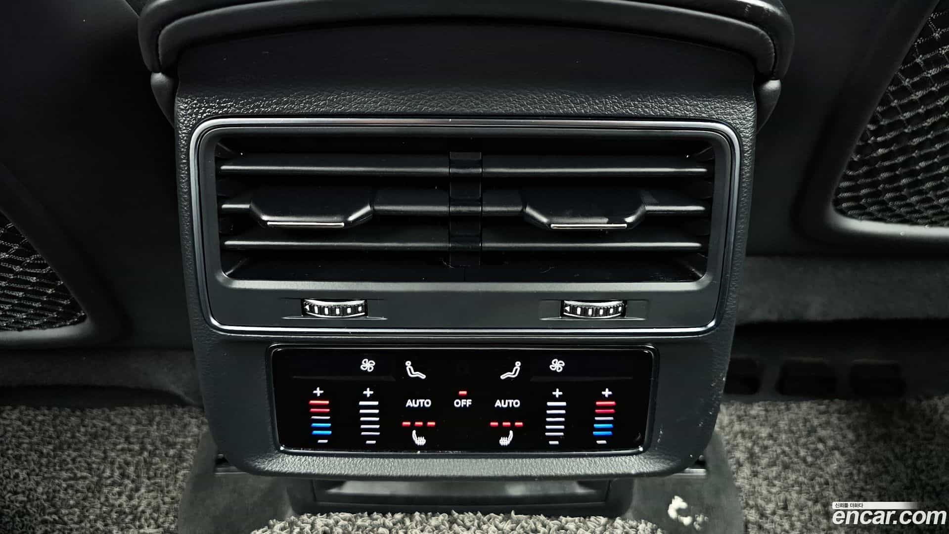 Q8 Audi 2020.3-OPTION-022