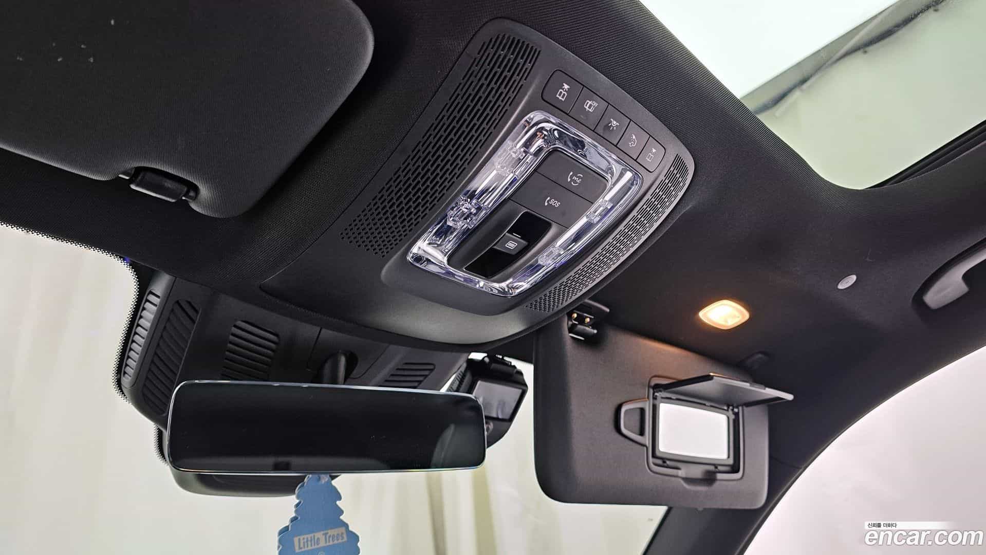 GLB-Class Mercedes-Benz 2022.6-OPTION-021