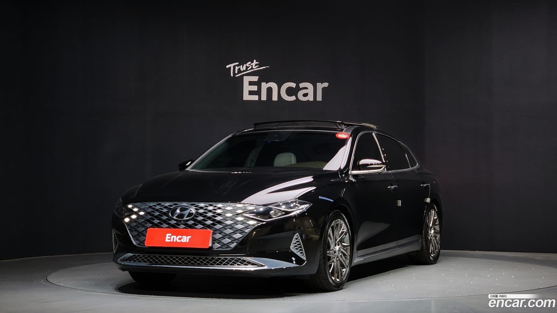 Main__Slider__Photo:Grandeur Hyundai 2020.11-0